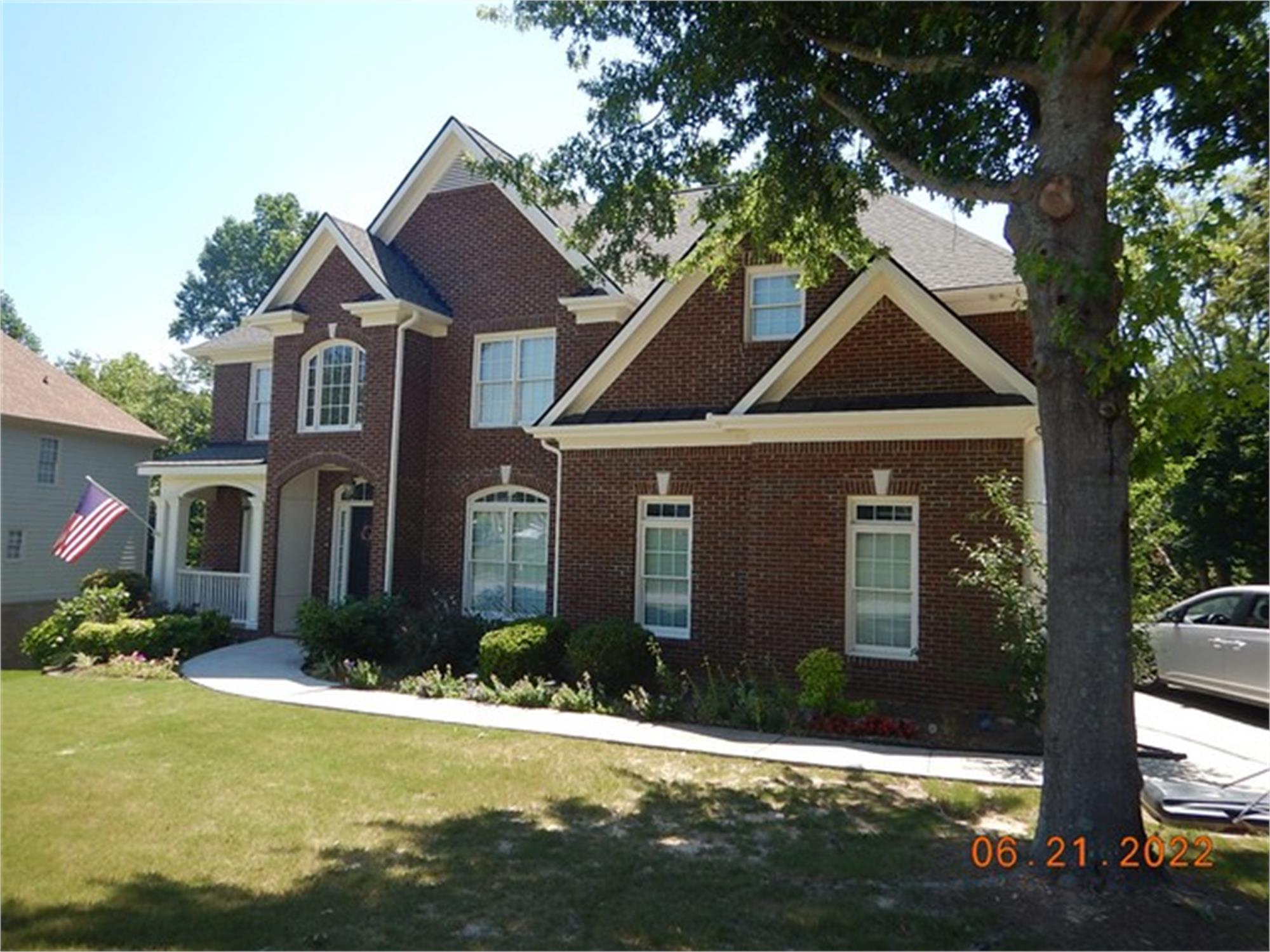 3545 Rolling Creek Dr, Buford, GA 30519-4514