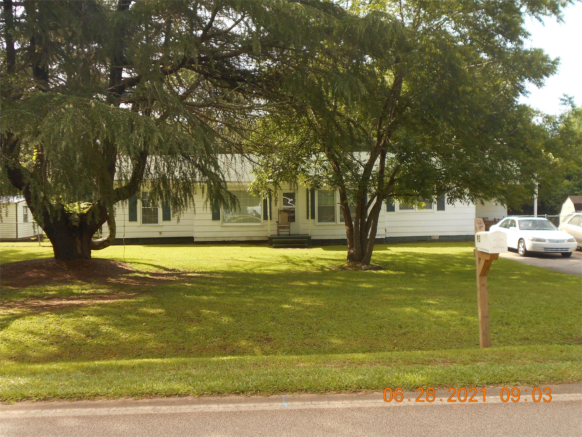 93 Bartley Rd, Lagrange, GA 30241-8313