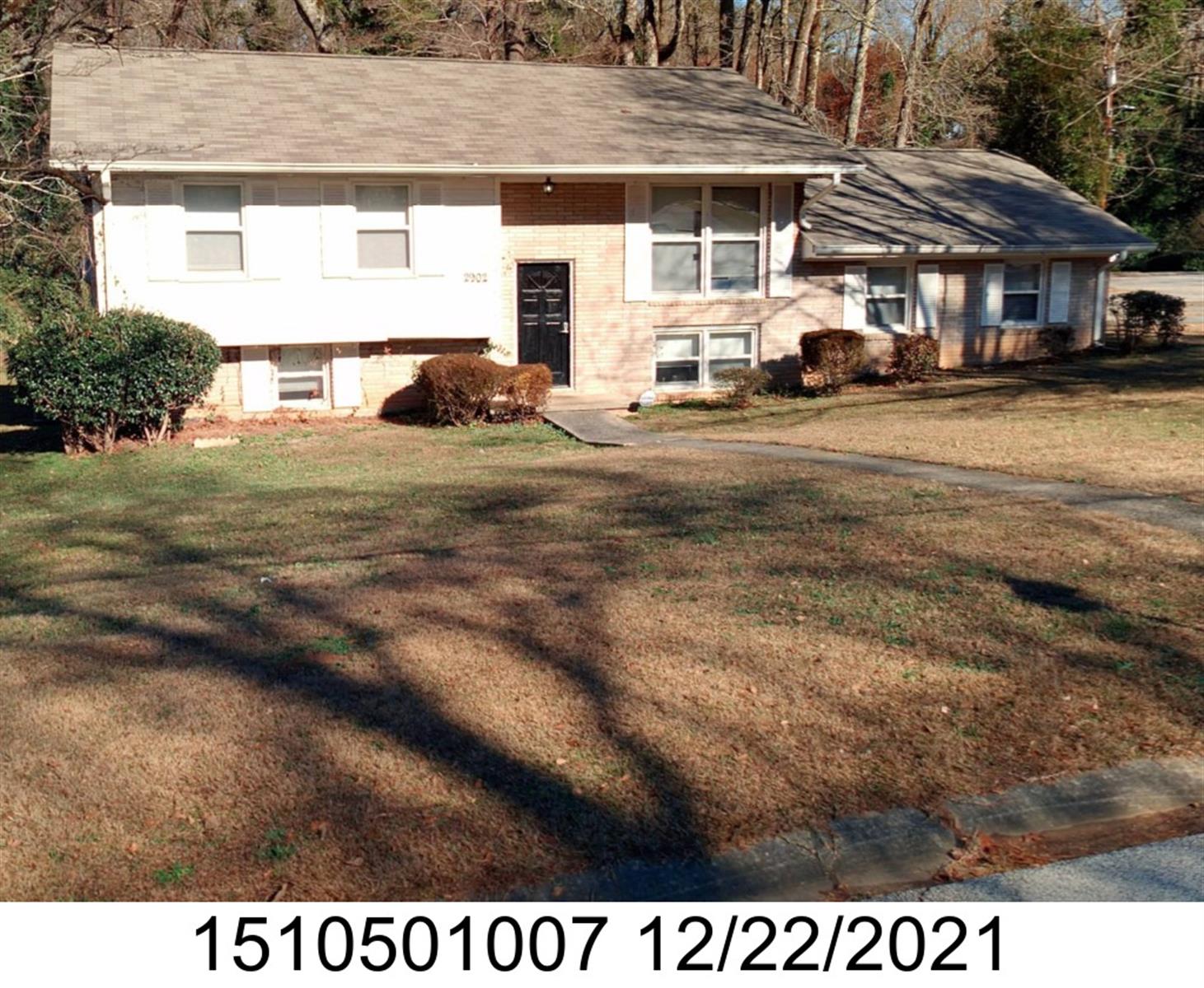 2902 Norgate Ln, Decatur, GA 30034-2853