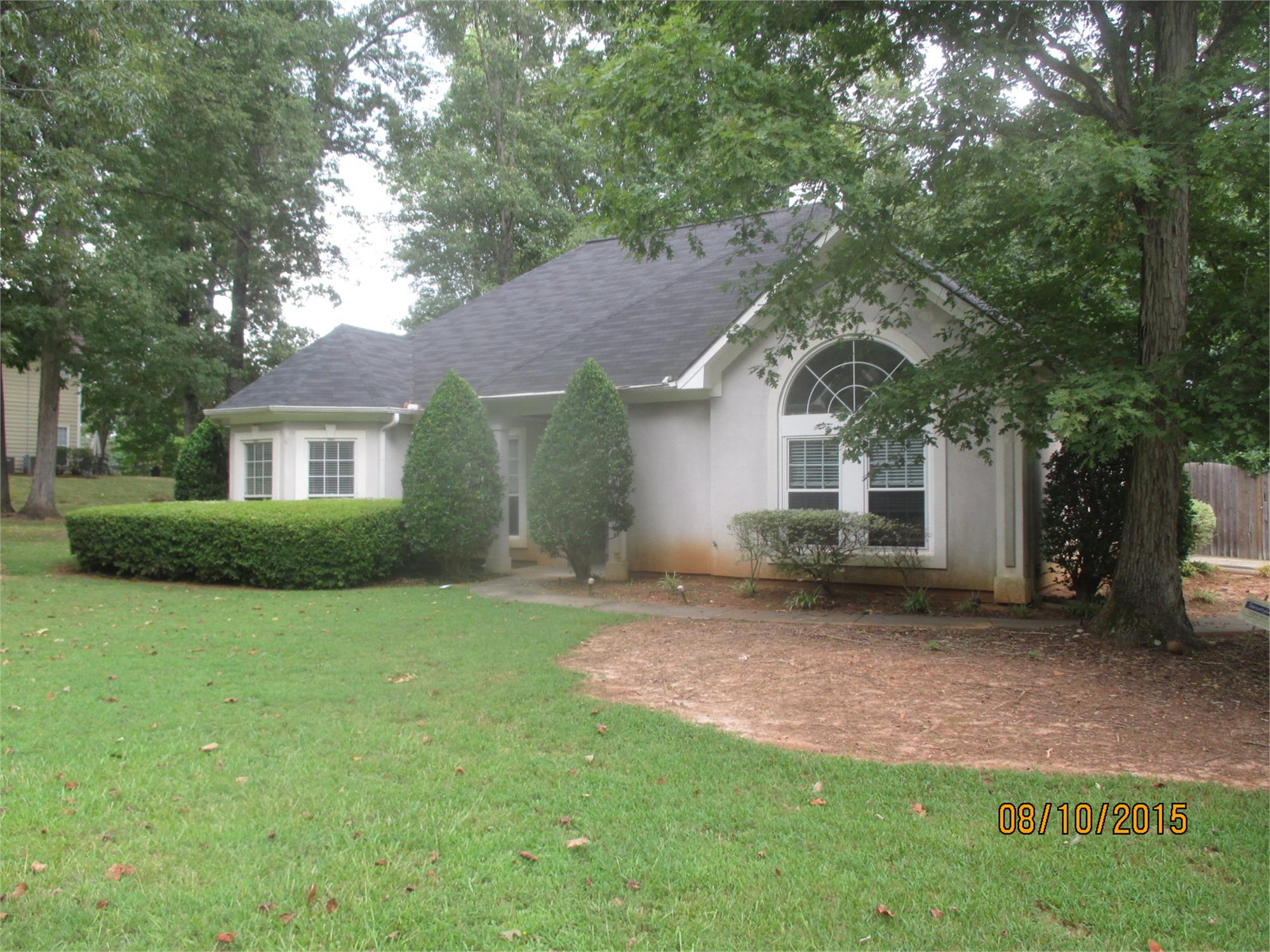 2585 Falcon Creek Ct, Suwanee, GA 30024-2963