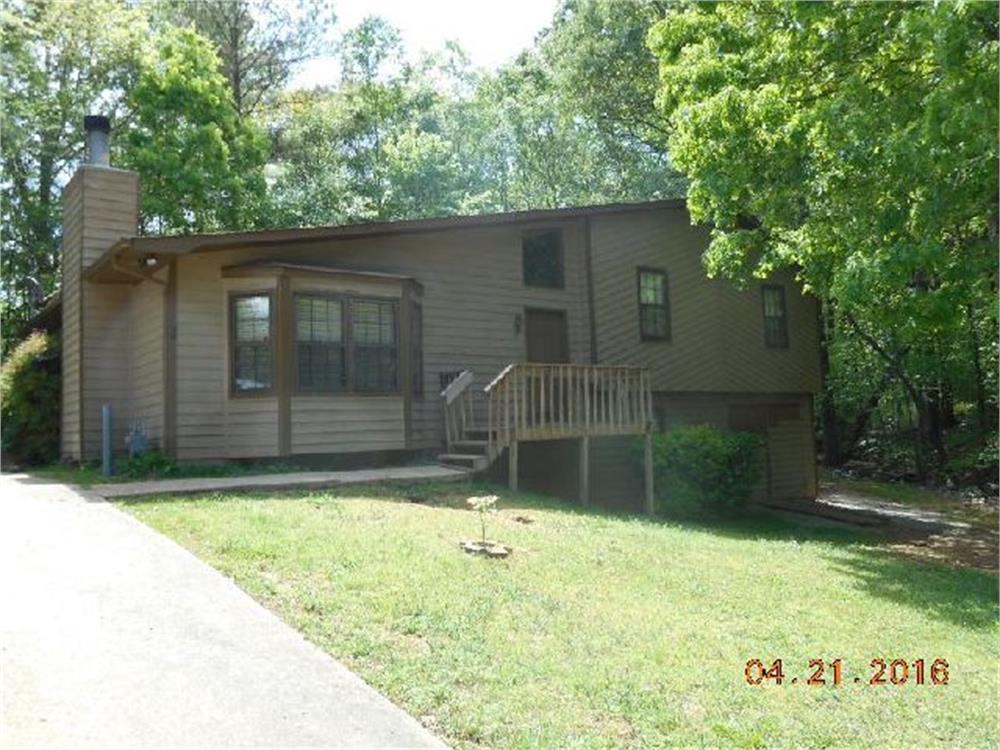 69 Forest Ln, Whitesburg, GA 30185-2542