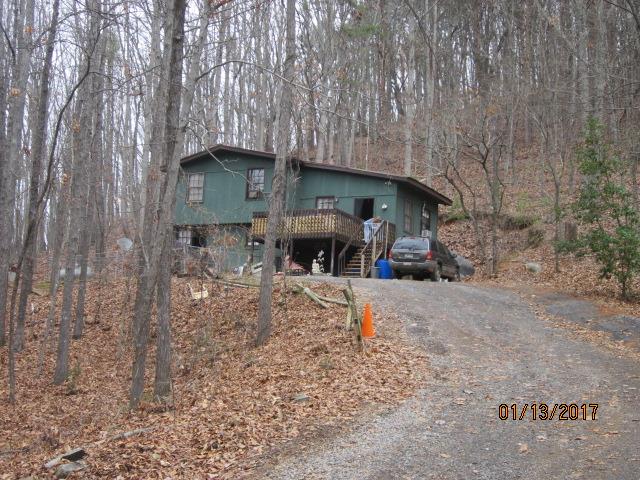 256 Robin Hood Dr, Fairmount, GA 30139-3625