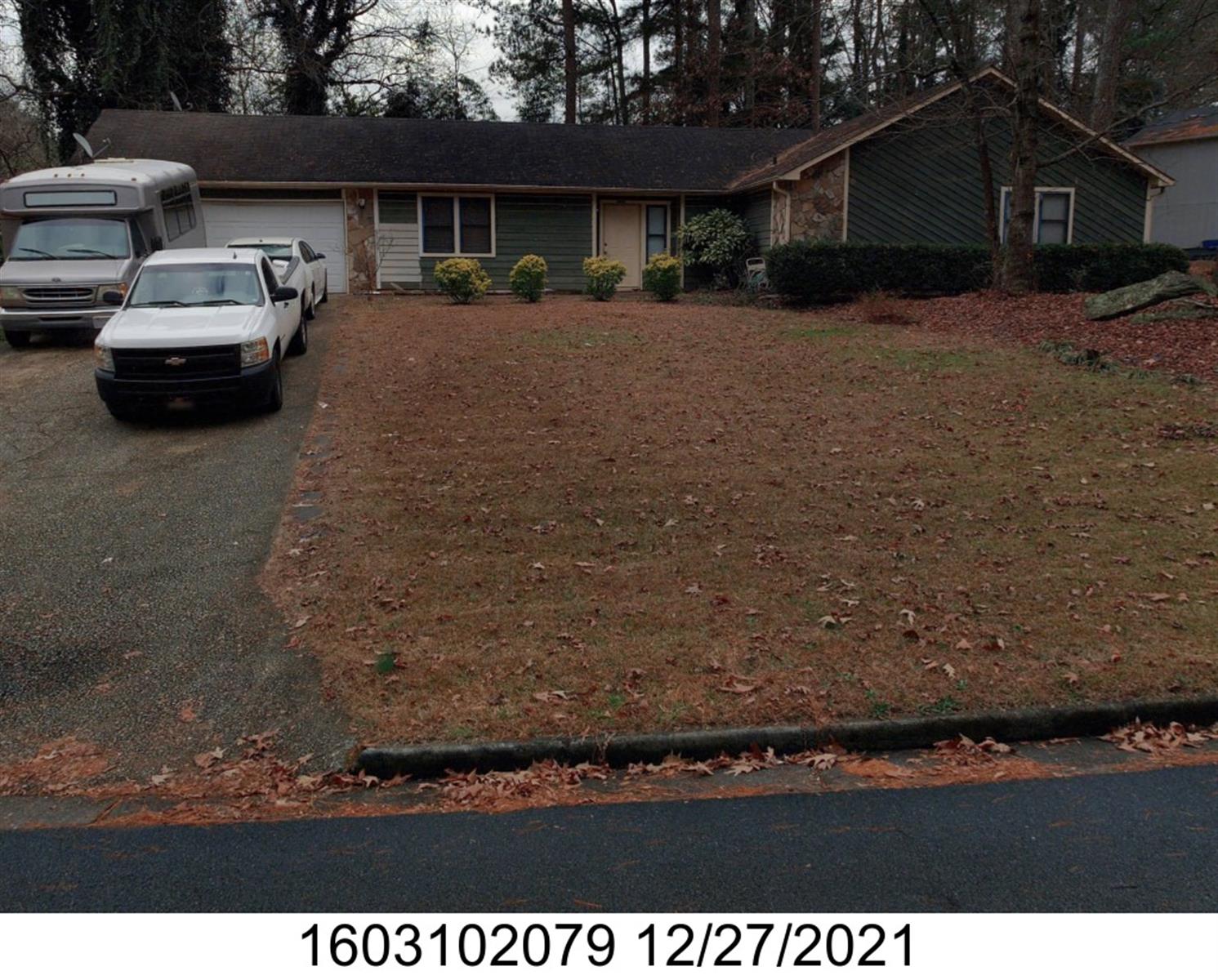 1059 Redan Trail Ct, Stone Mountain, GA 30088-2542
