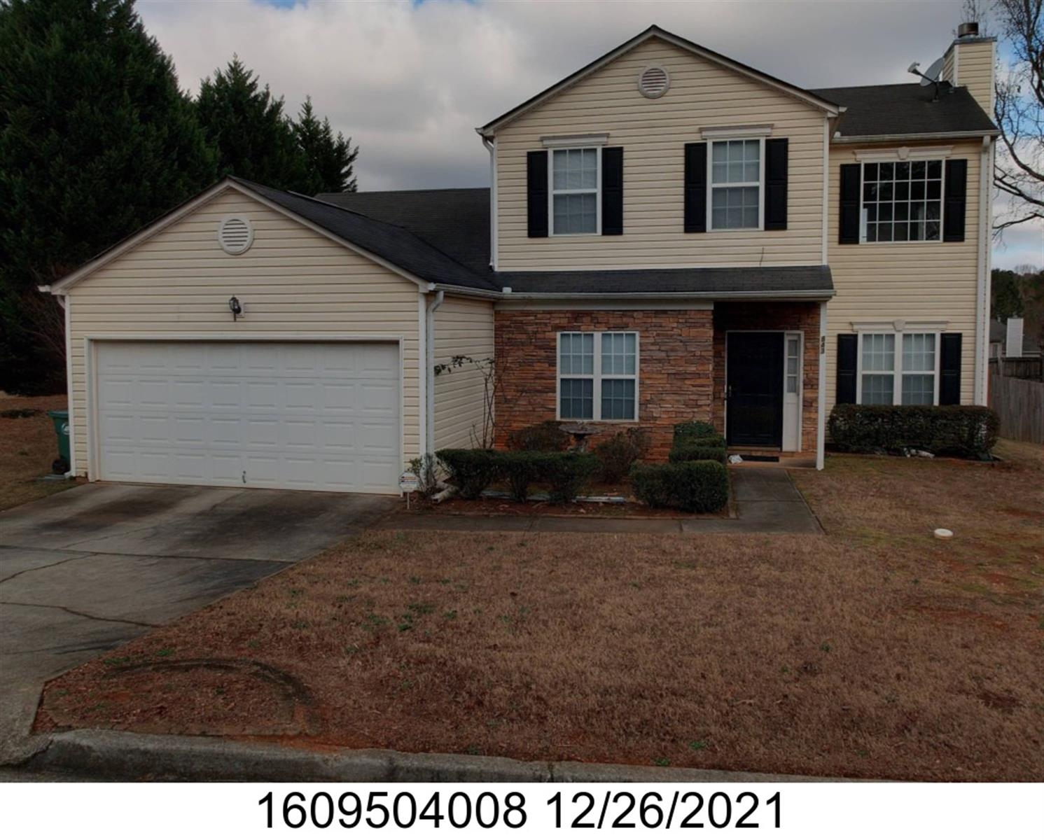 843 Shadow Lakes Dr, Lithonia, GA 30058-3229