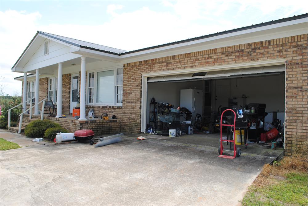 12115 Cannonville Rd, Rochelle, GA 31079-4159
