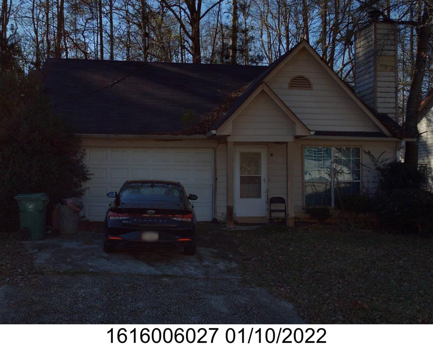 725 Shore Dr, Lithonia, GA 30058-9007