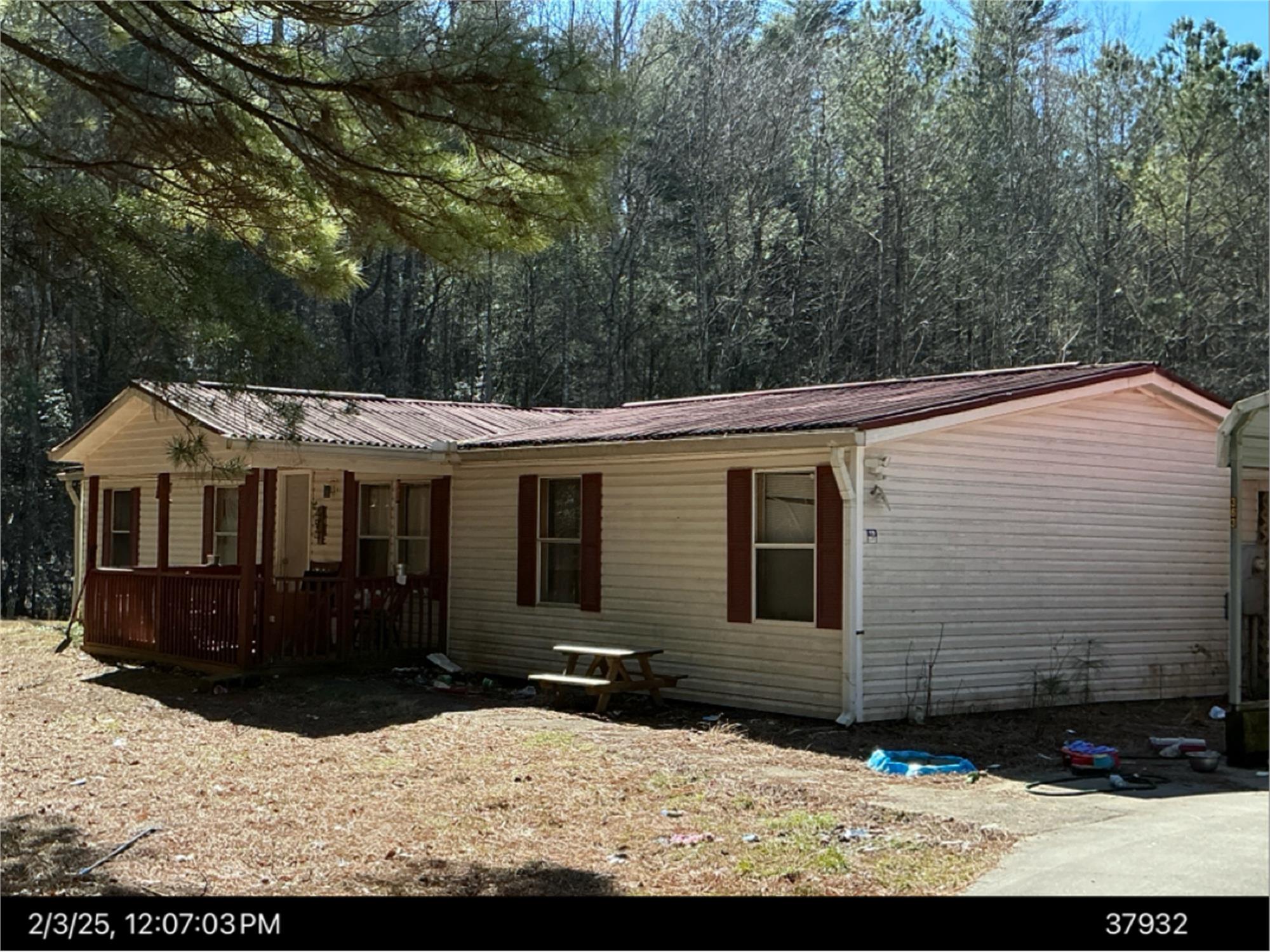 363 Cougar Ln, Ellijay, GA 30540-1417