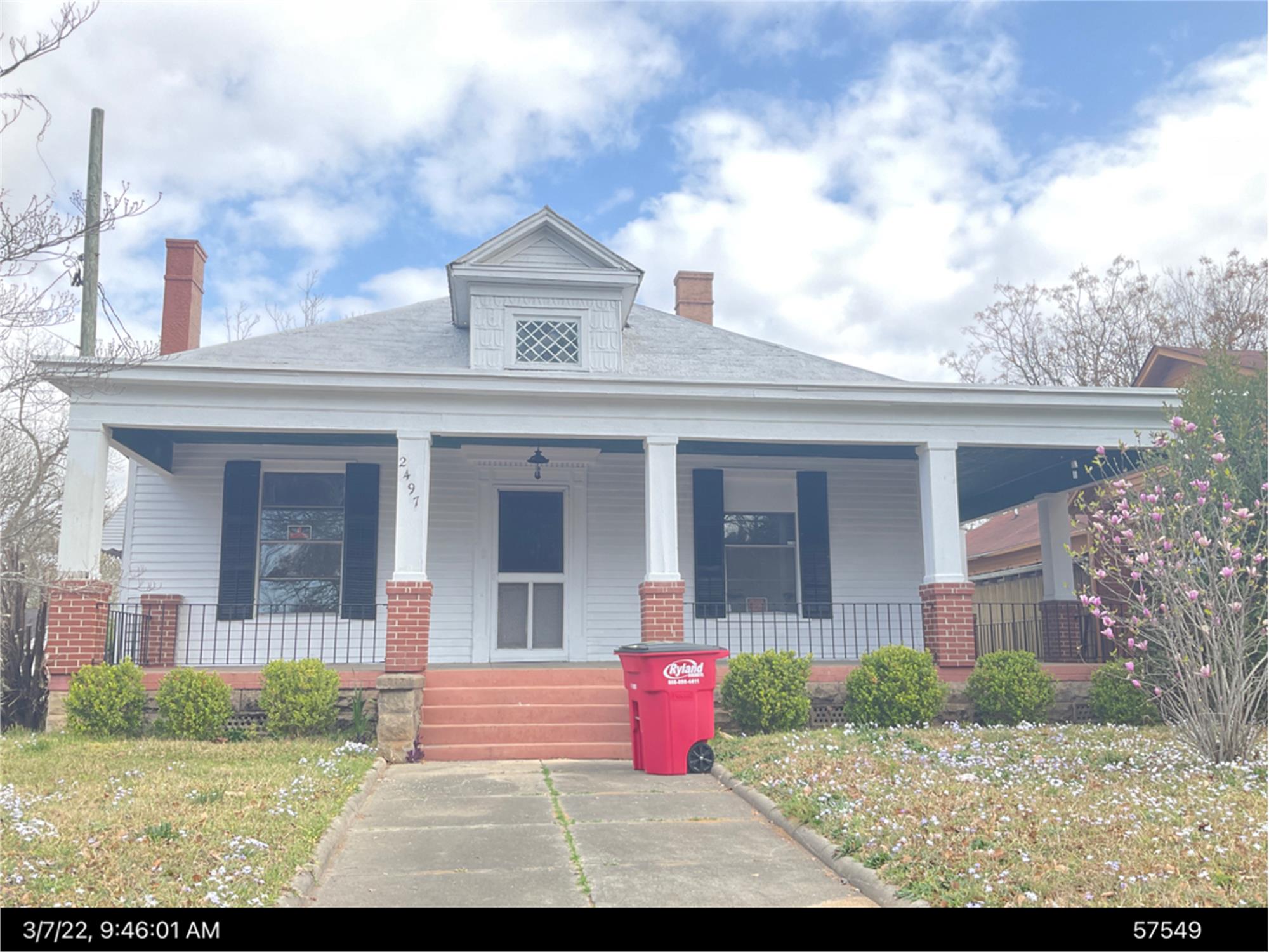 2497 Napier Ave, Macon, GA 31204-4044