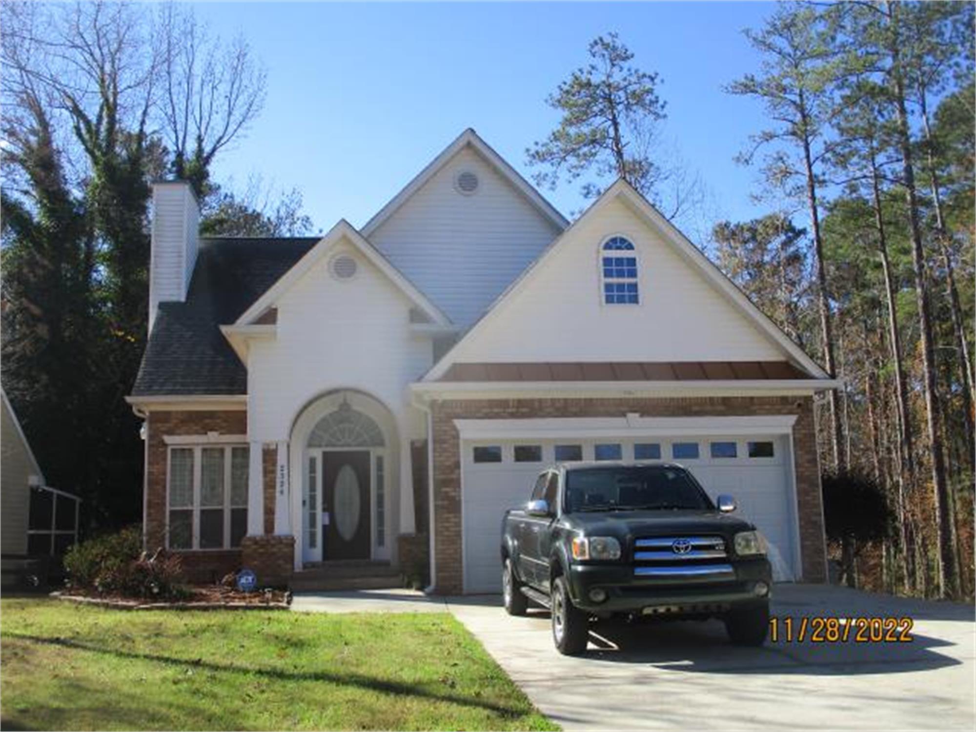2324 Sheridan Ct, Villa Rica, GA 30180-9732