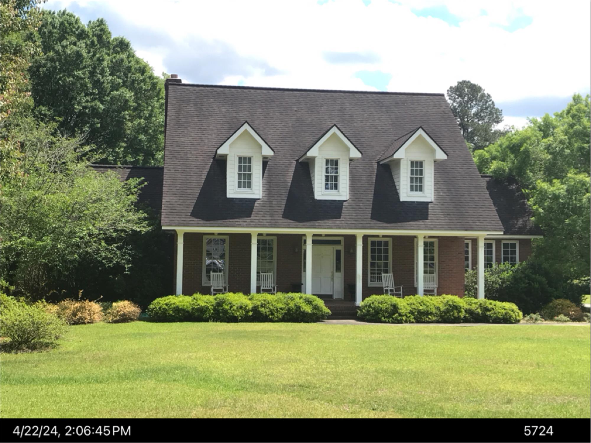 19 Honeysuckle Ln, Mcrae-Helena, GA 31055-3812