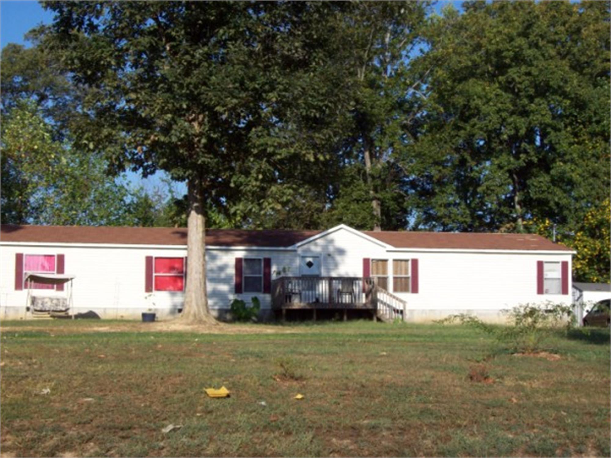 44 Fashion Cir, Chatsworth, GA 30705-4966