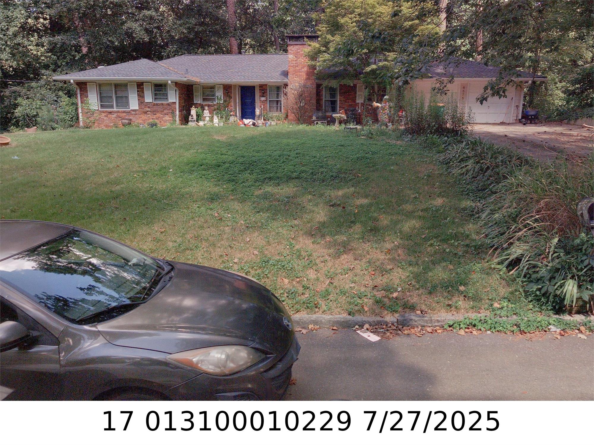 6575 Old Cabin Rd, Atlanta, GA 30328-2831