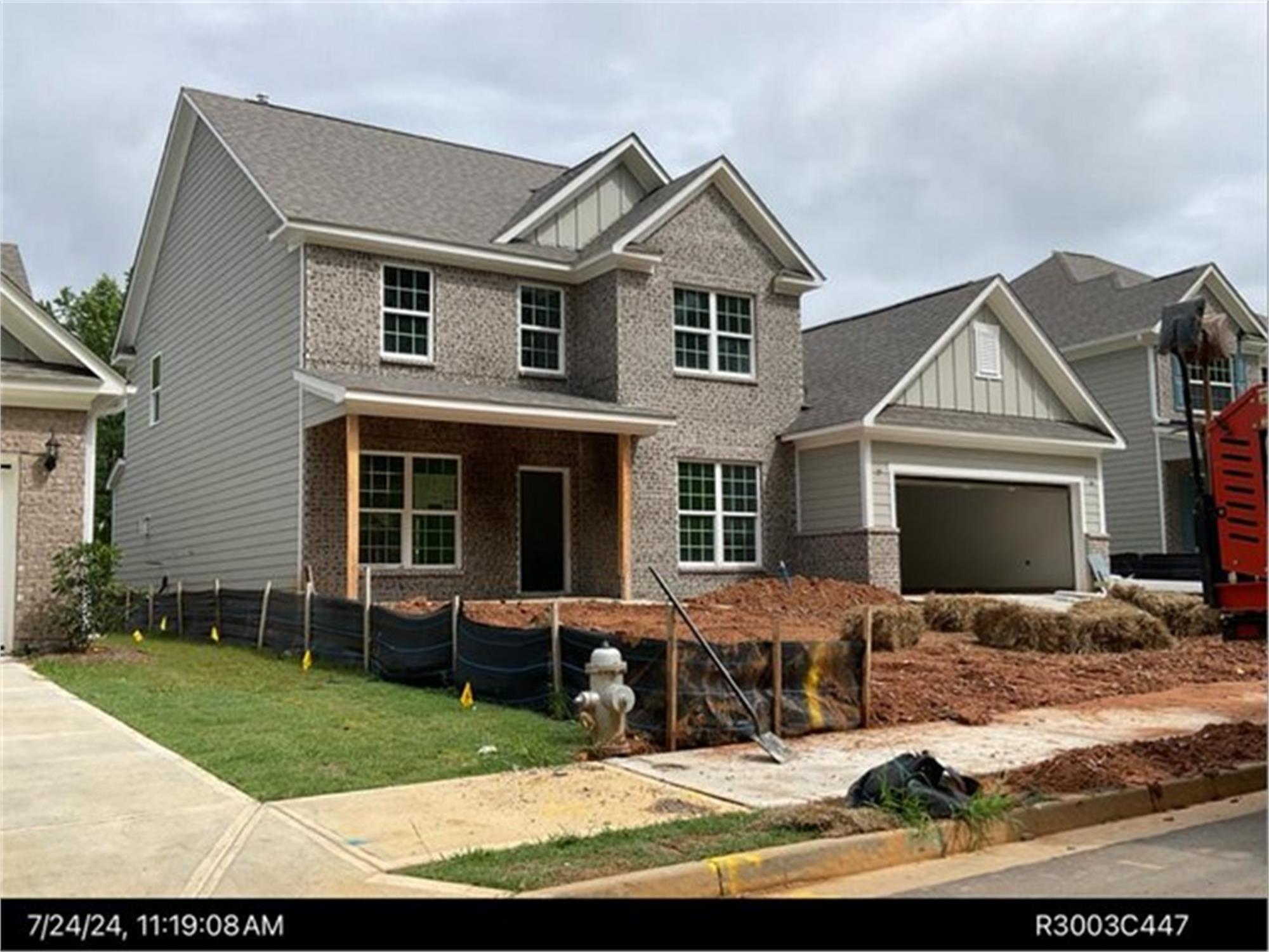 5050 Sierra Creek Dr, Hoschton, GA 30548-6397