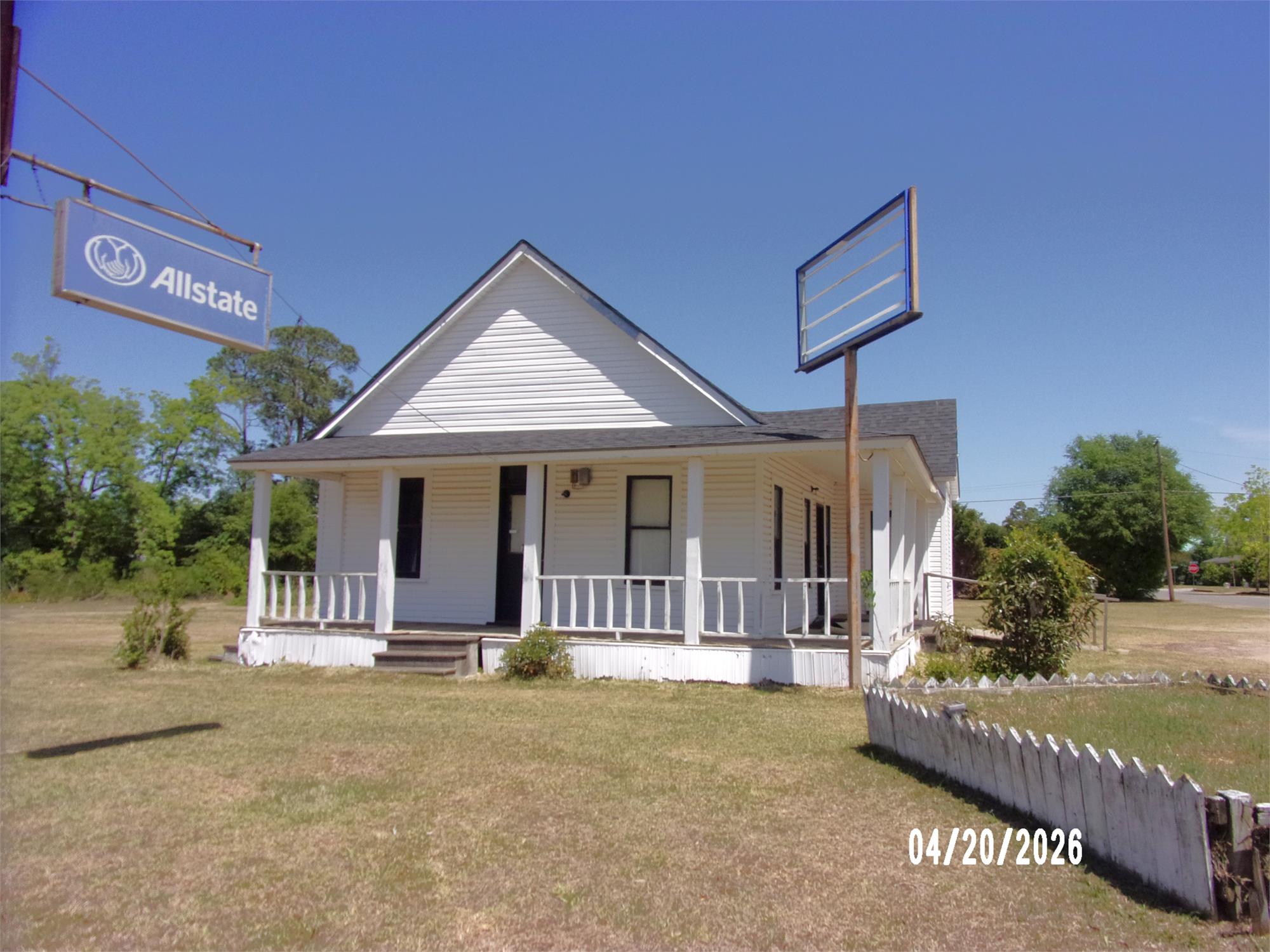 401 N Grant St, Fitzgerald, GA 31750-2124