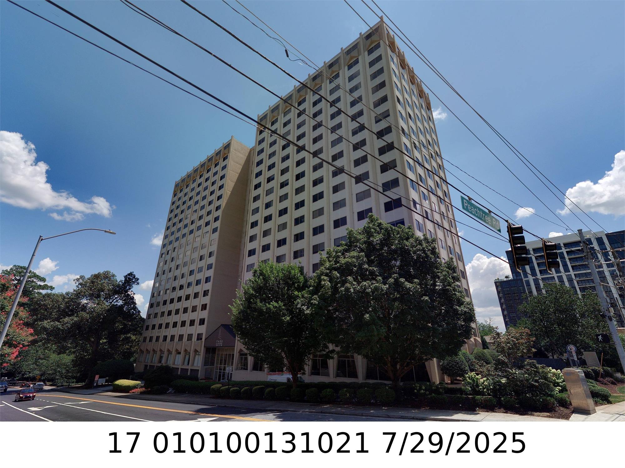 2479 Peachtree Rd Ne, Atlanta, GA 30305-4100