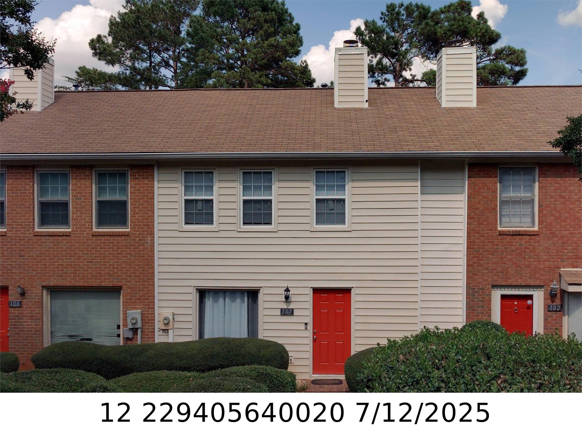 104 Holcomb Ferry Rd, Roswell, GA 30076-2078