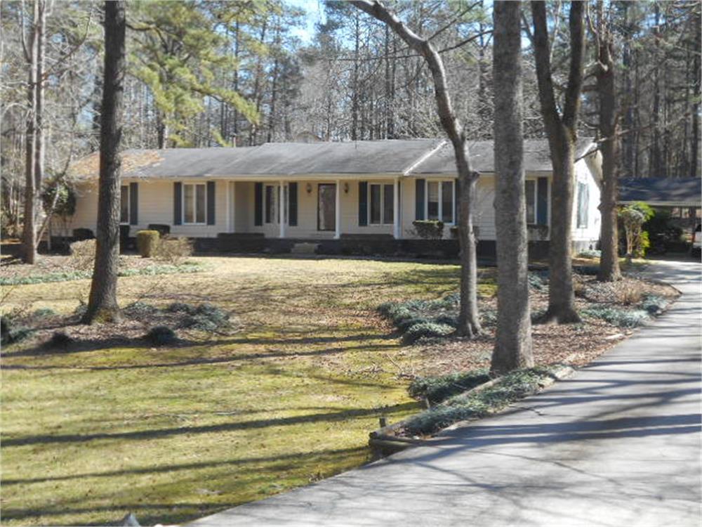 4272 Village Green Cir W, Conyers, GA 30013-3000