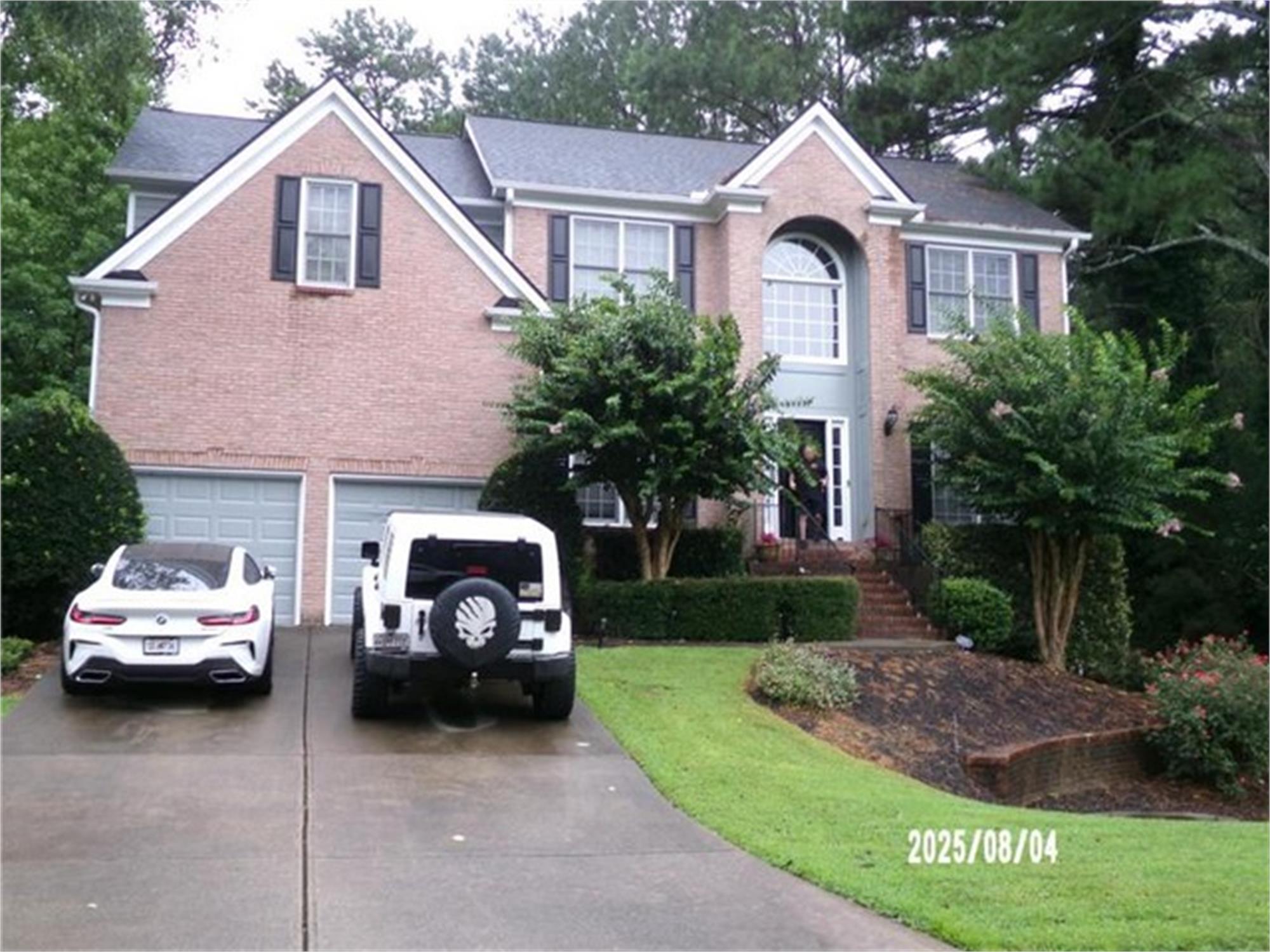 3790 Rolling Creek Dr, Buford, GA 30519-4391
