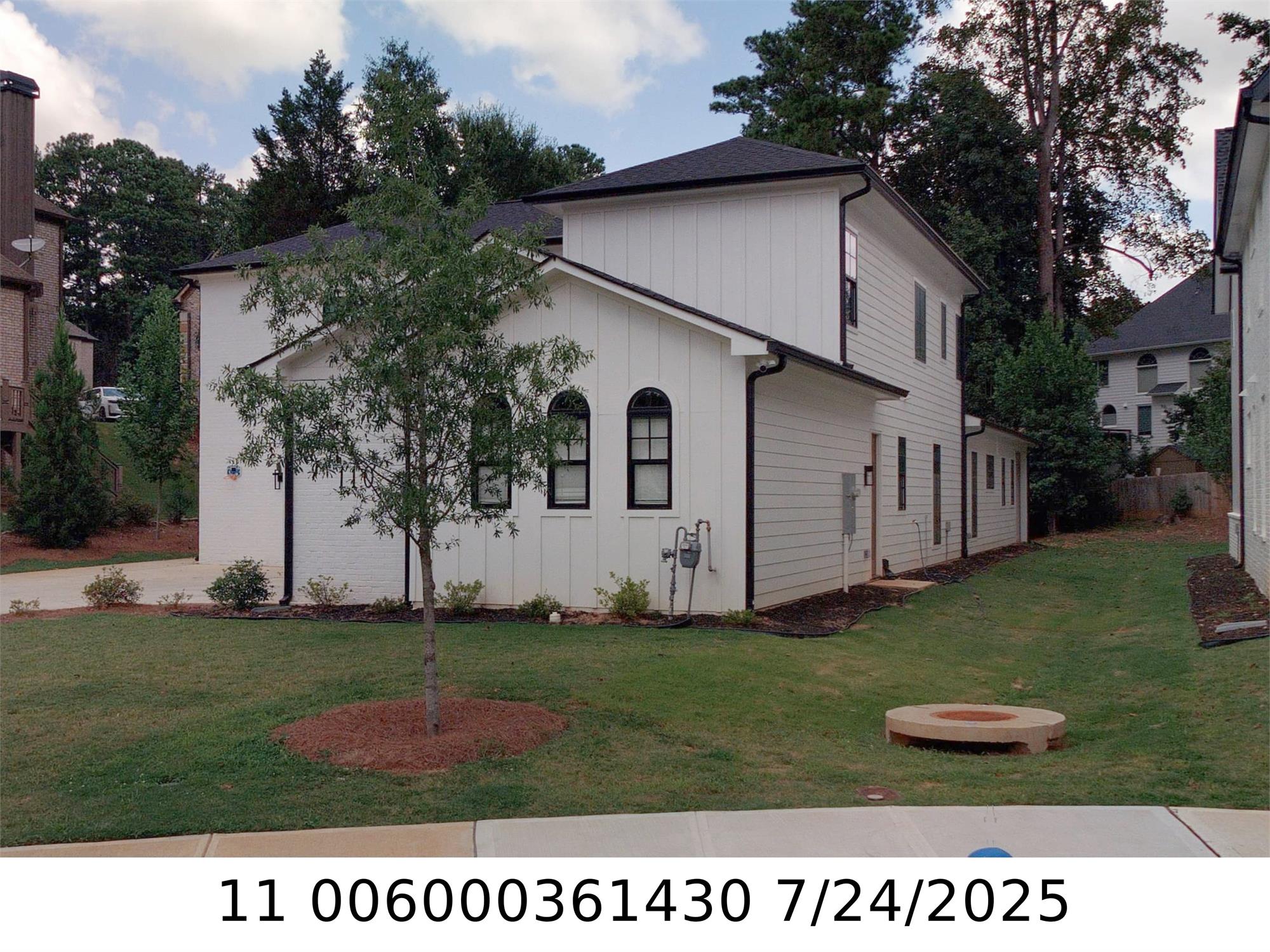 110 Thome Dr, Alpharetta, GA 30022-3504