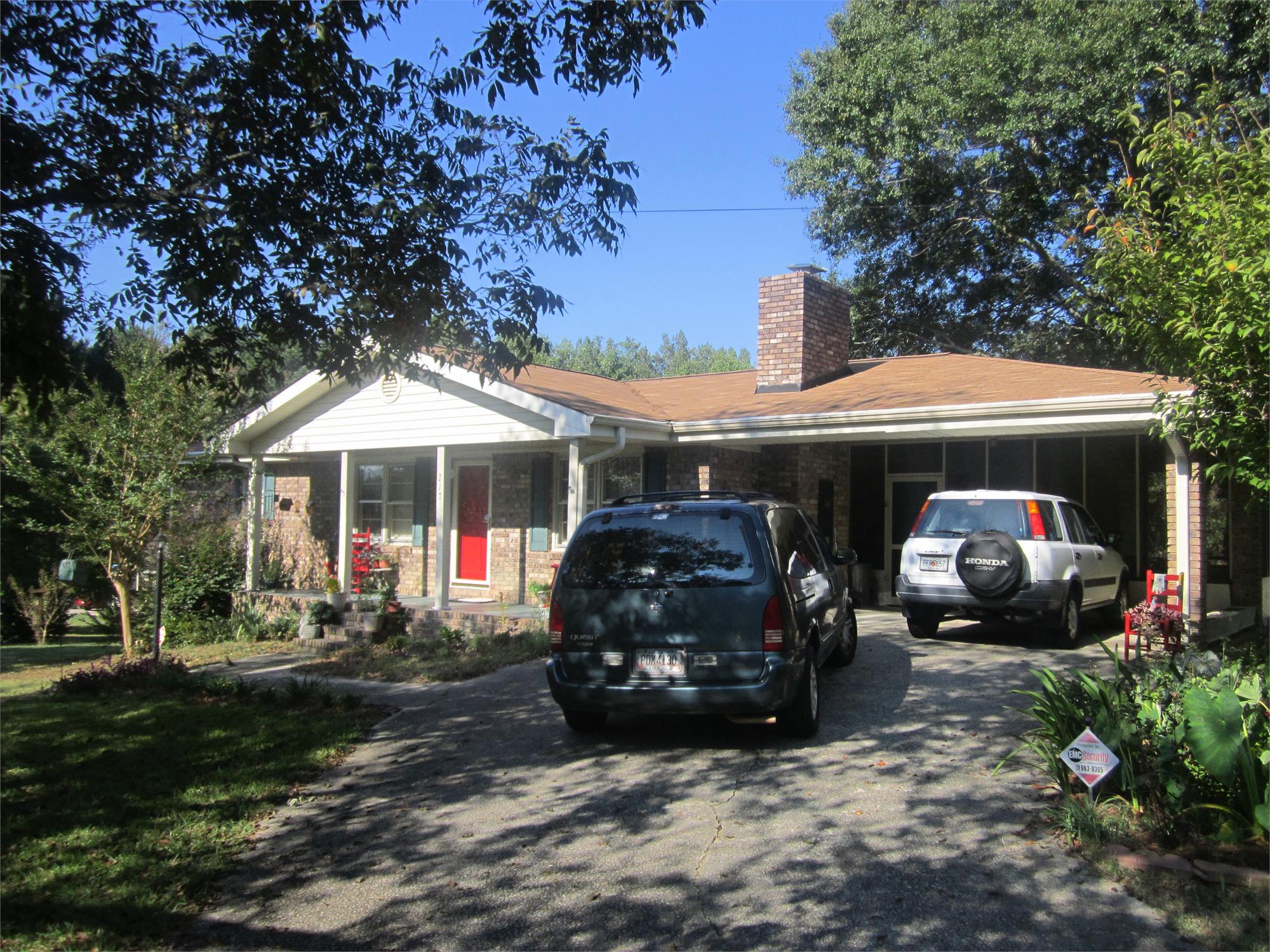 Photo 3