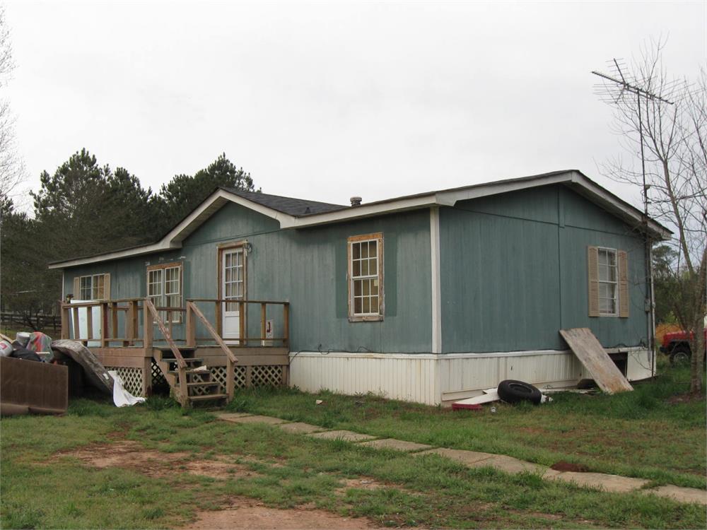 2301 N Walkers Mill Rd, Griffin, GA 30223-5960