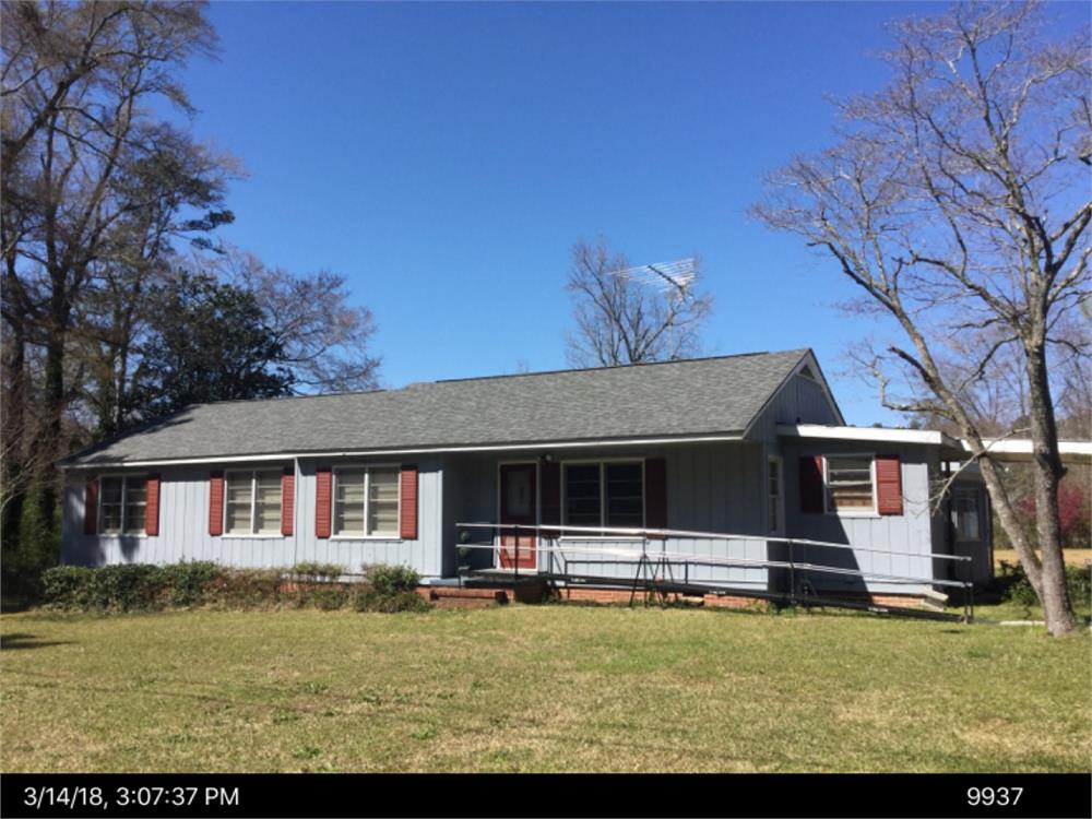 111 Sunset Dr, Griffin, GA 30223-1144