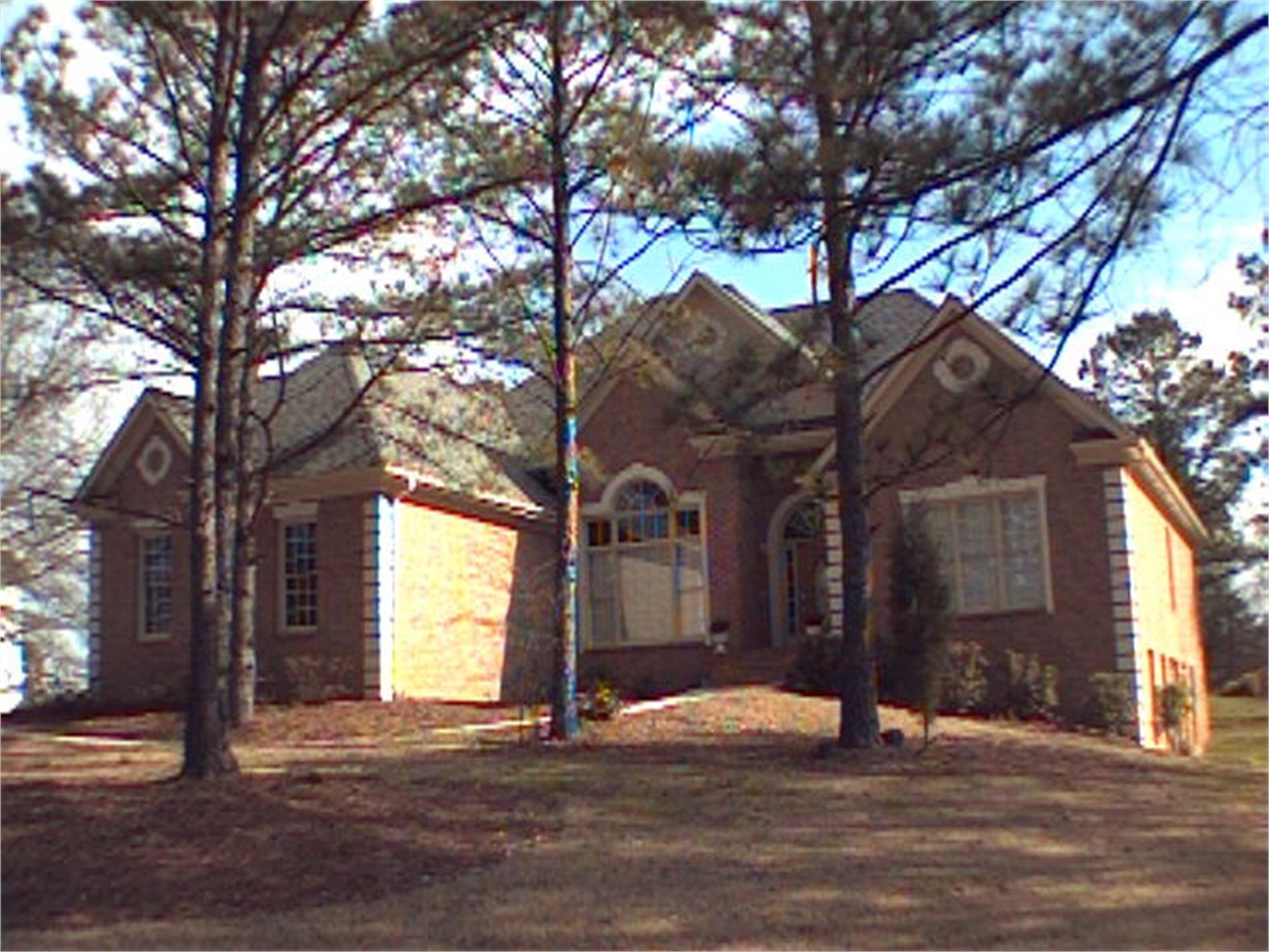 4010 Hogans Mill Ln, Loganville, GA 30052-5230