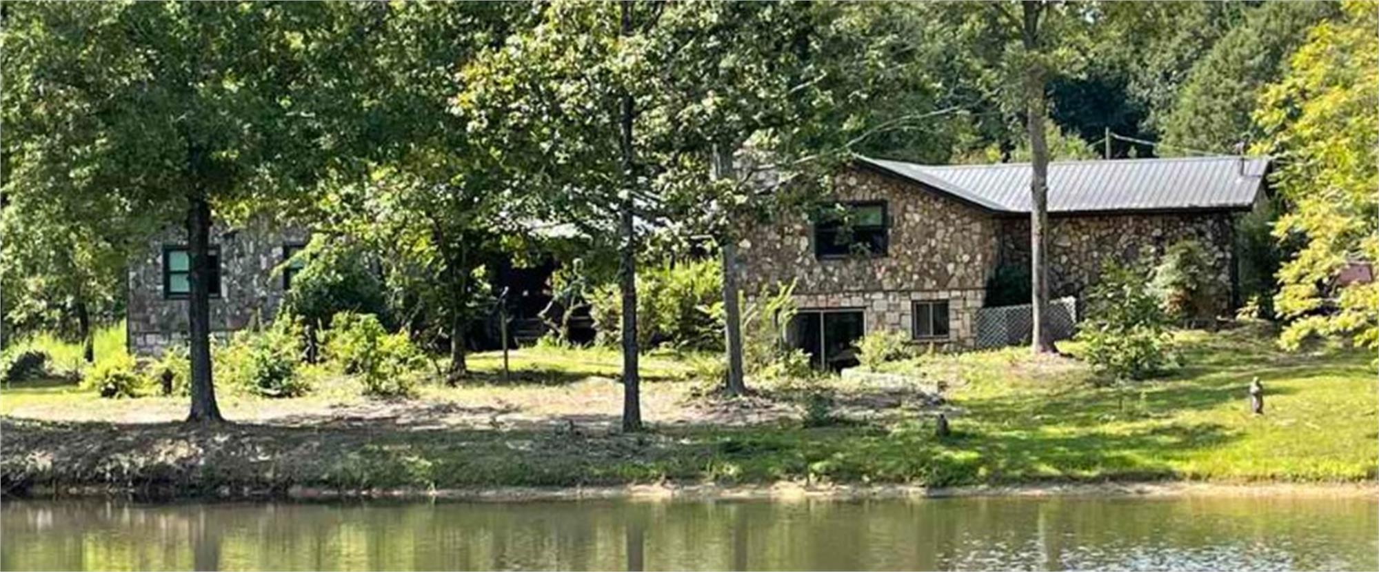 90 Womack Rd, Covington, GA 30016-1872