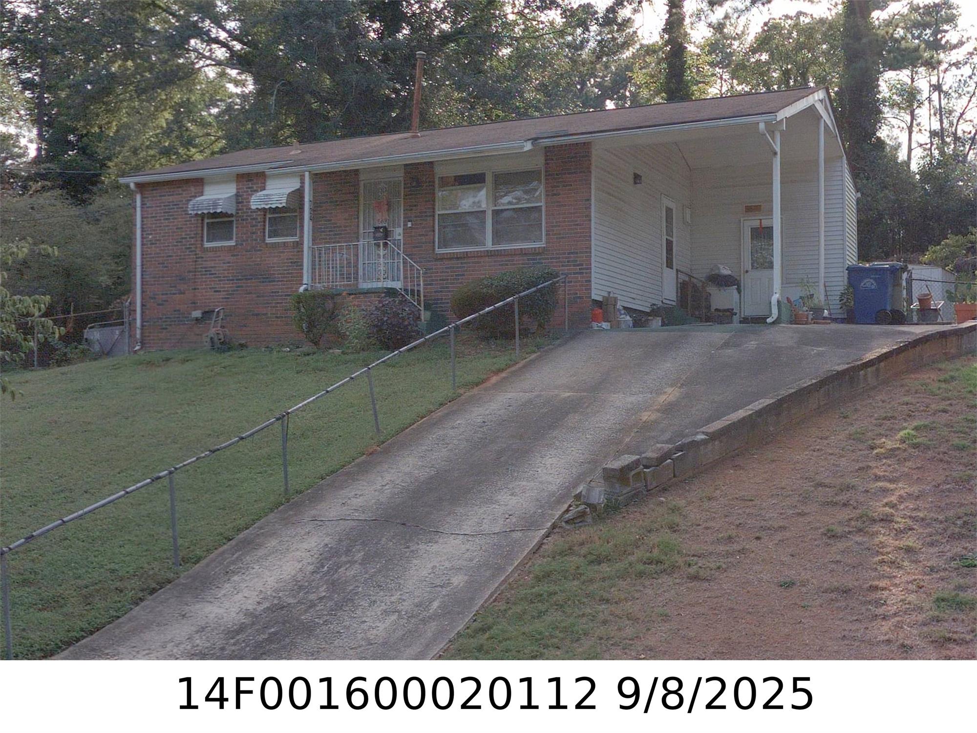 724 Amber Pl Nw, Atlanta, GA 30331-3414
