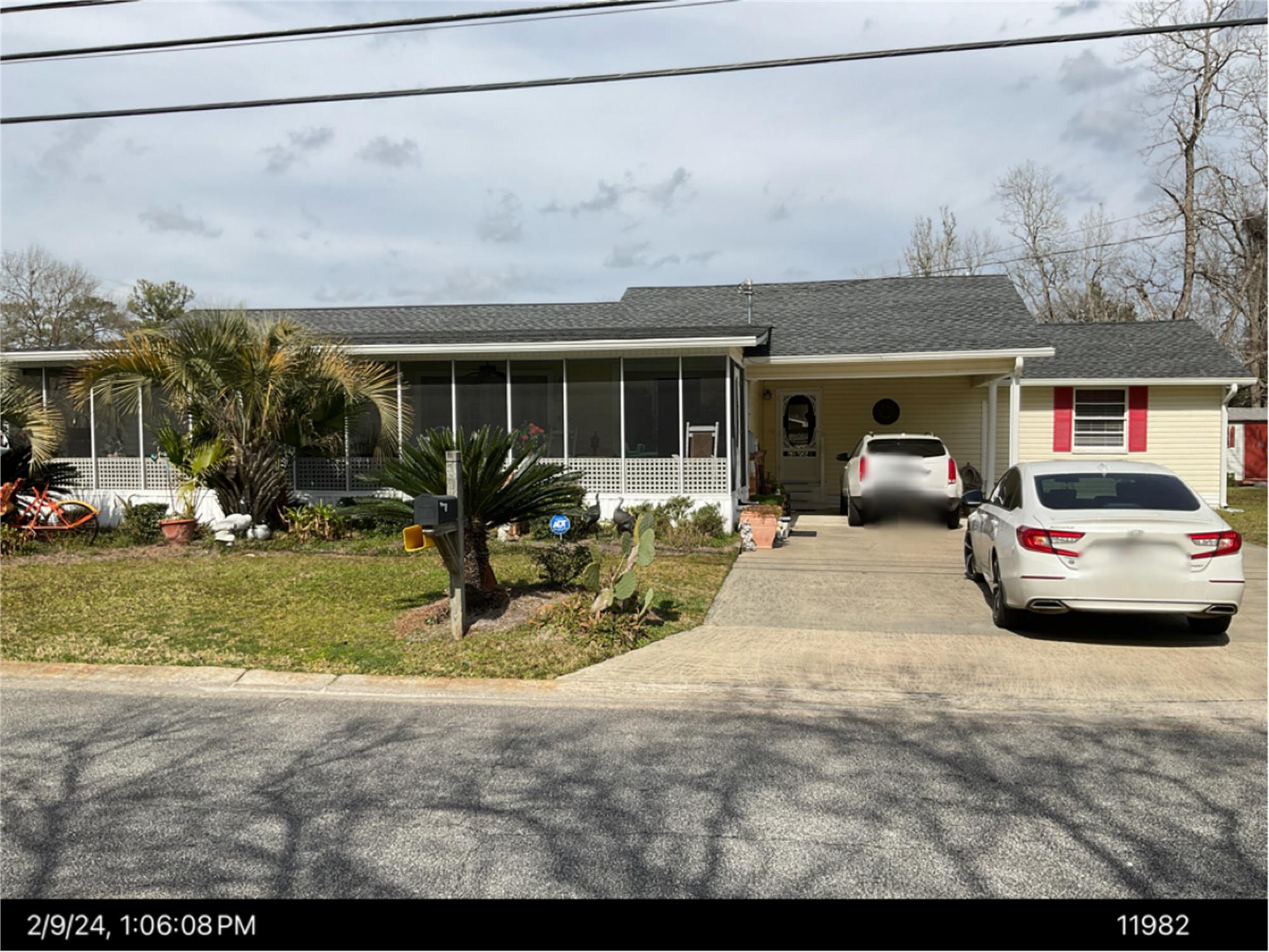 210 Lewis St, Waycross, GA 31503-1440