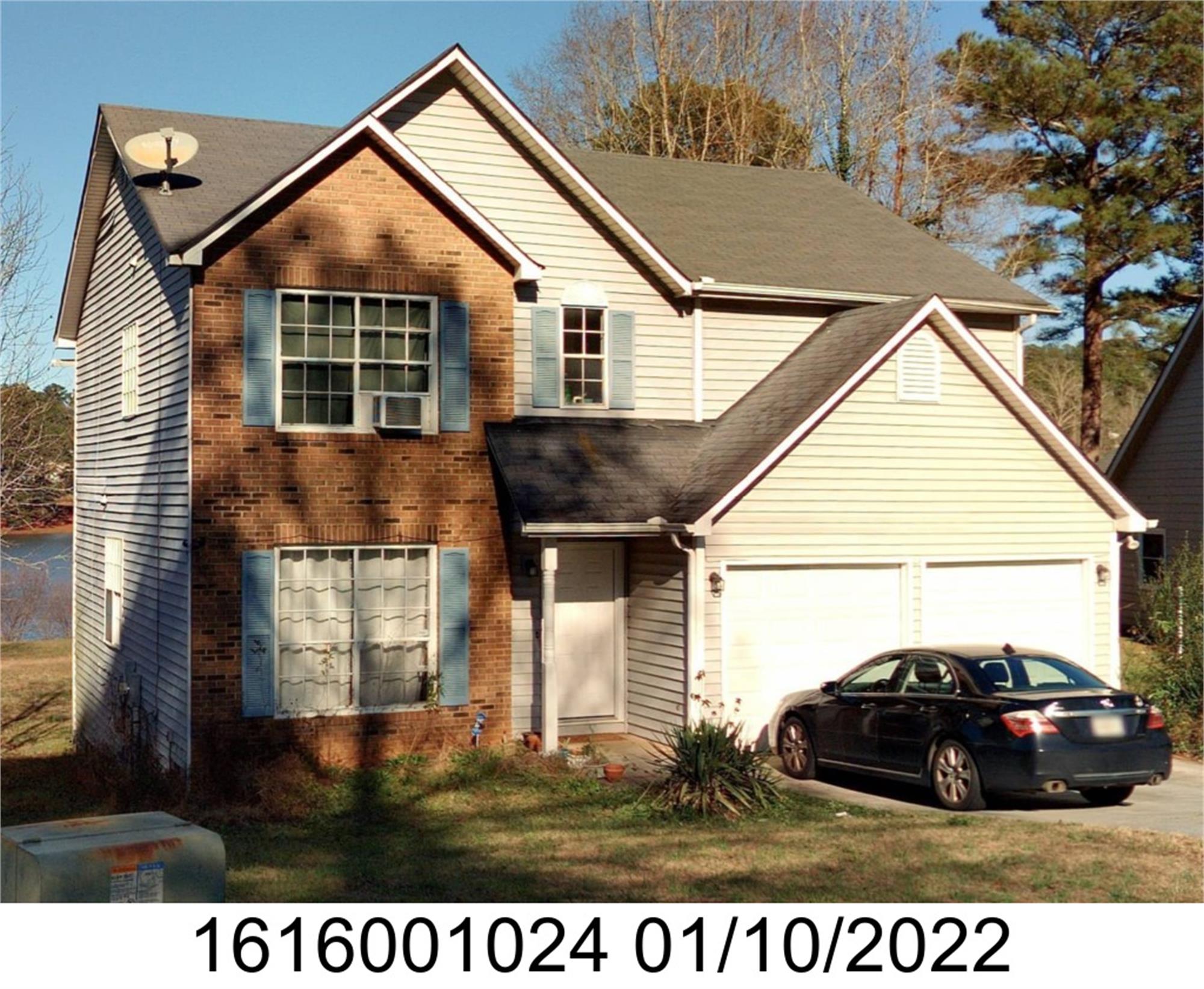 7044 Shore Rd, Lithonia, GA 30058-8214