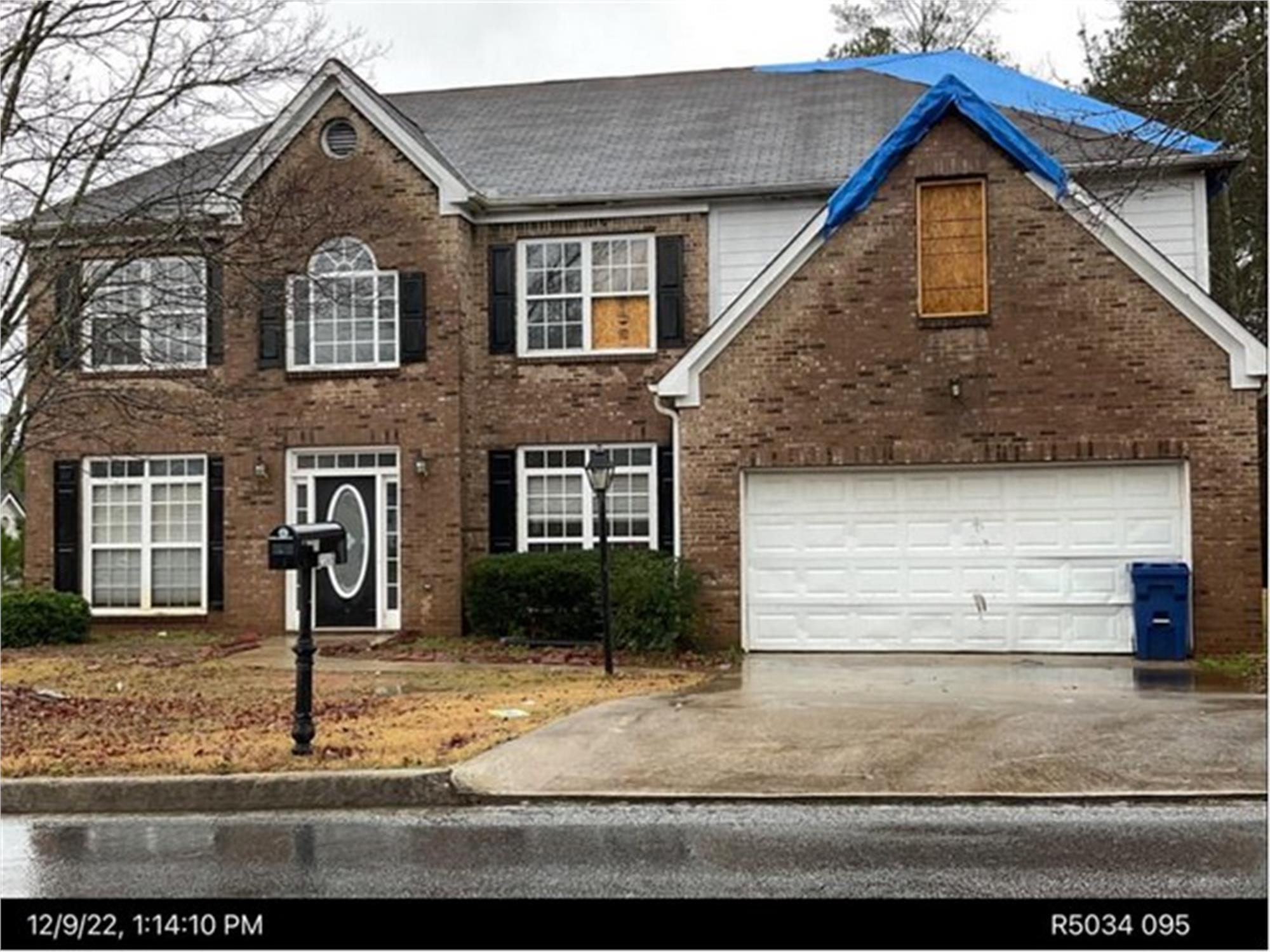 2365 Village Centre Dr, Loganville, GA 30052-8763