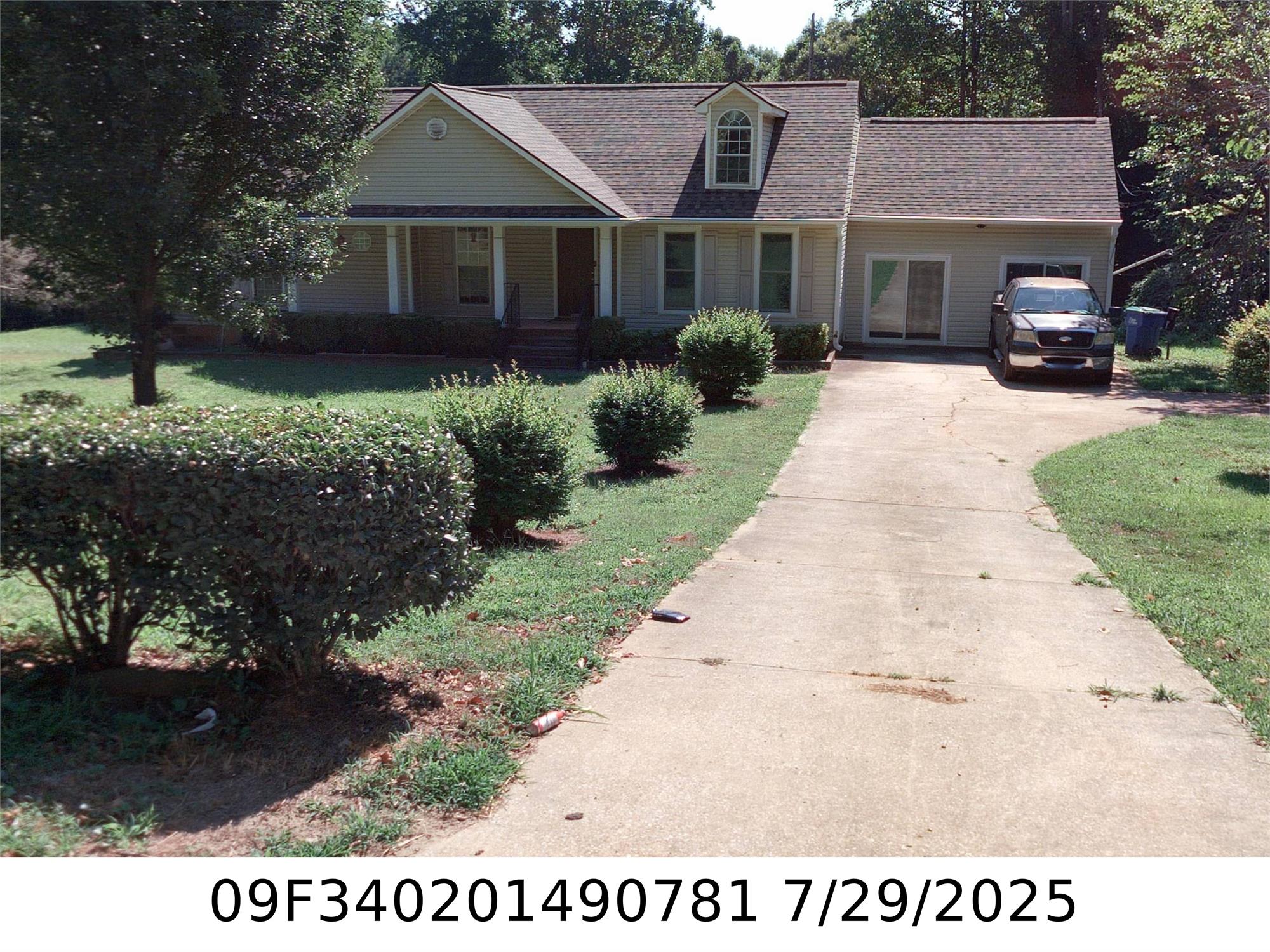 4652 Stonewall Tell Rd, Atlanta, GA 30349-1720