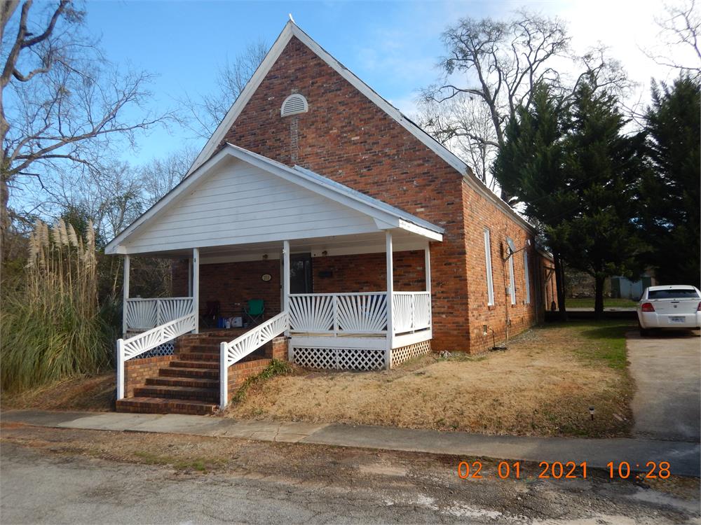 211 N Hillard St, Union Point, GA 30669-1221