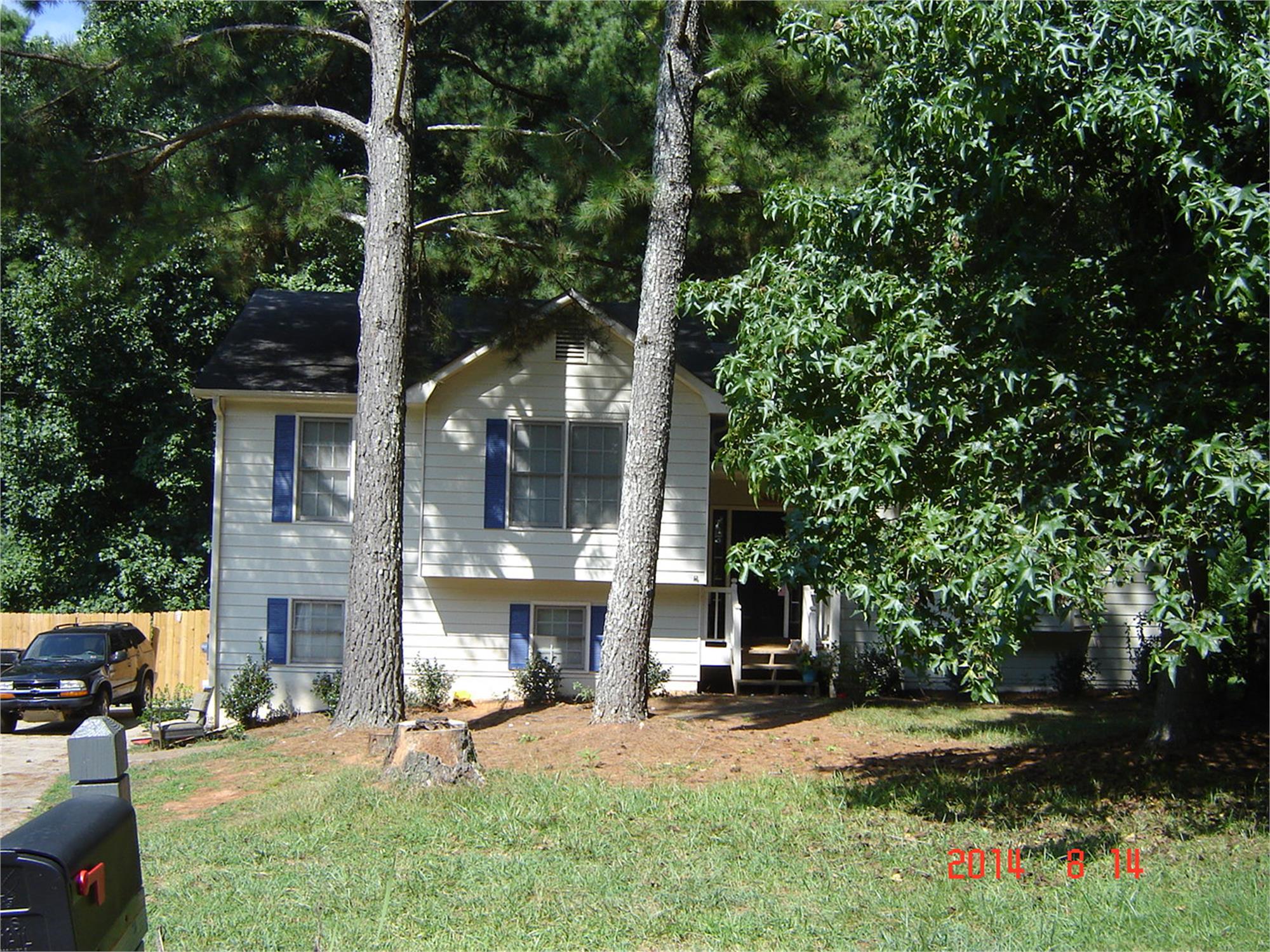 430 Maplewood Ln, Acworth, GA 30101-7794