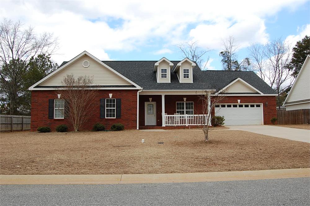 104 Christine Cir, Perry, GA 31069-5226