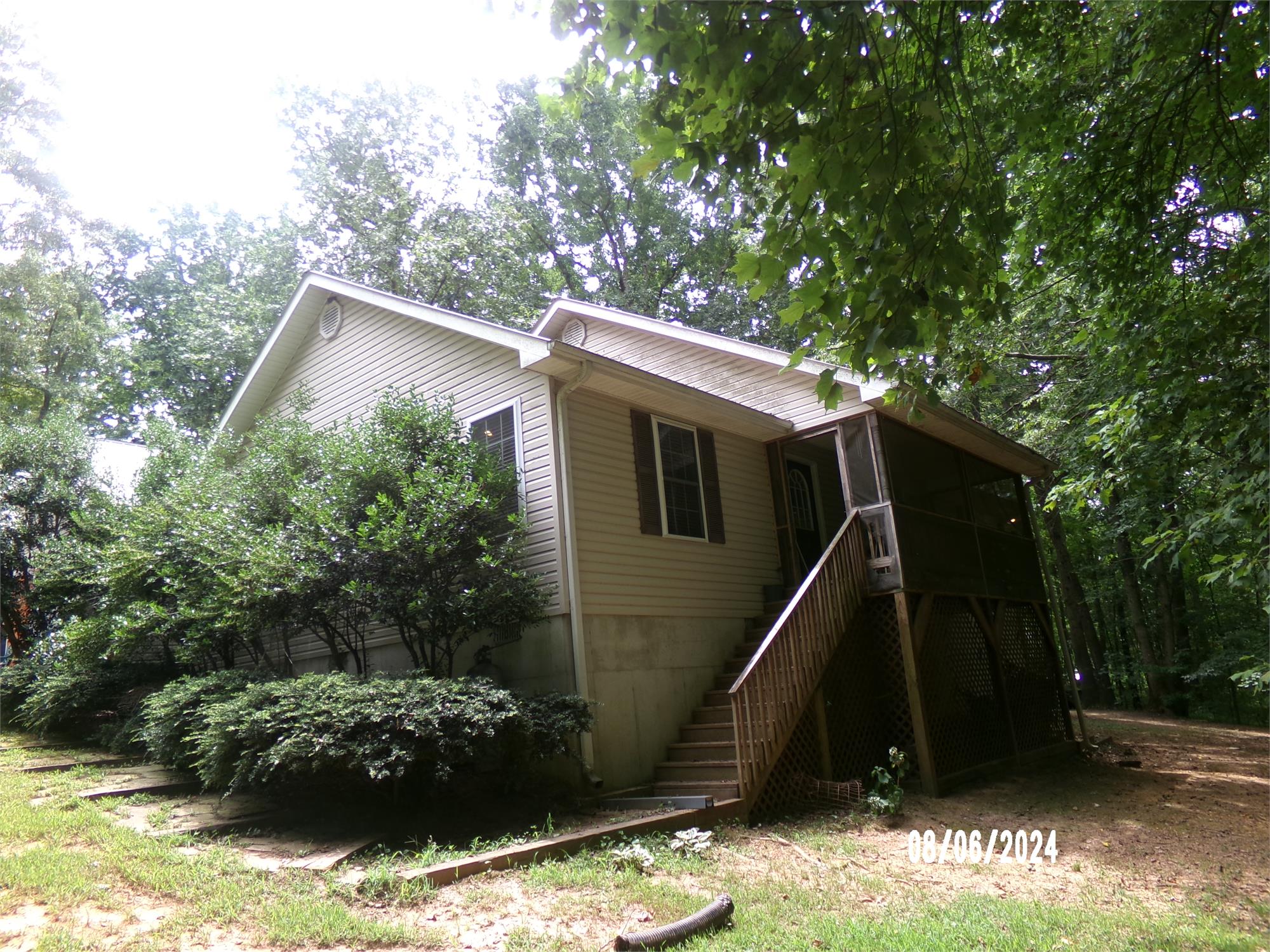 1450 Mud Creek Rd, Alto, GA 30510-2621