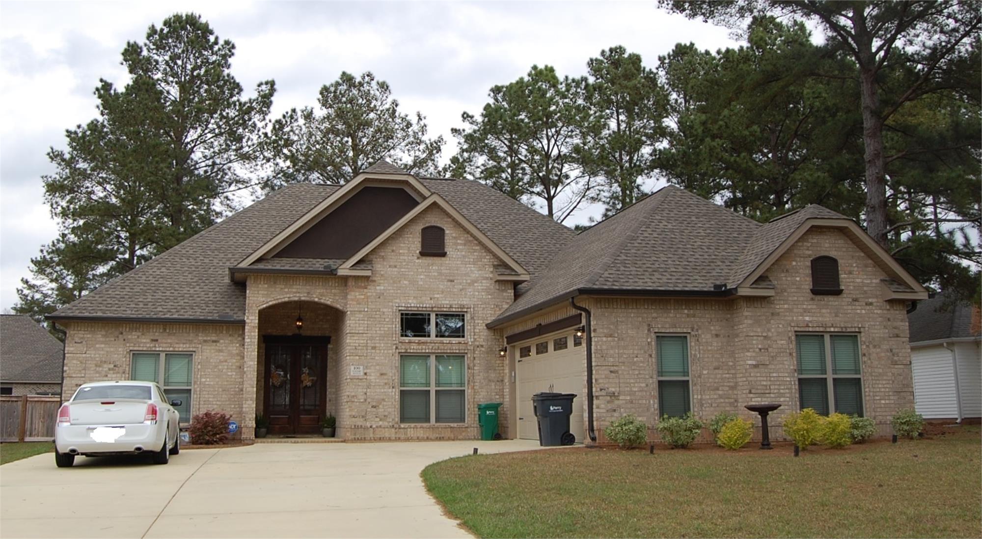 100 Newport Ave, Kathleen, GA 31047-2885