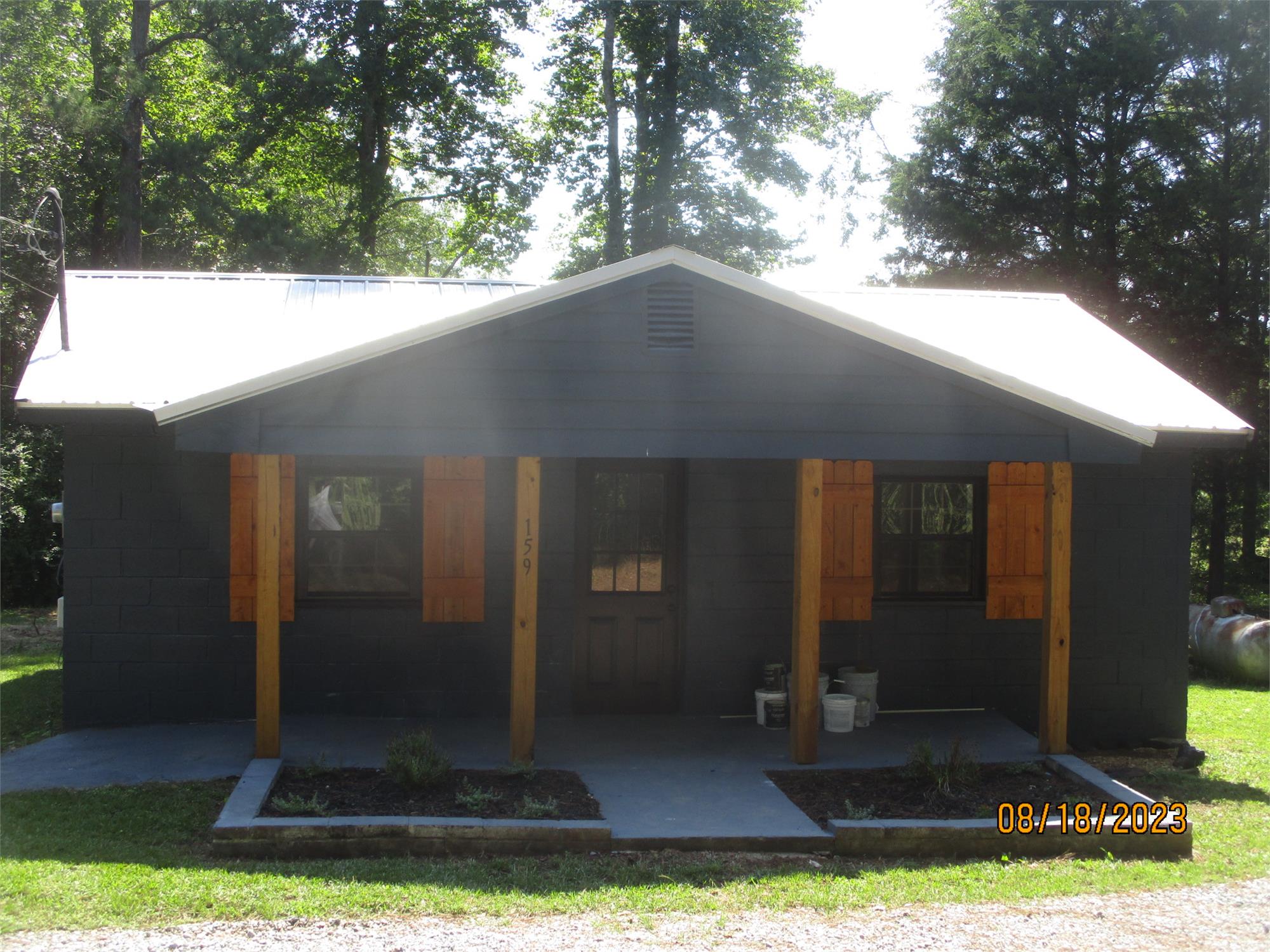 159 N Spring St, Shiloh, GA 31826-2887