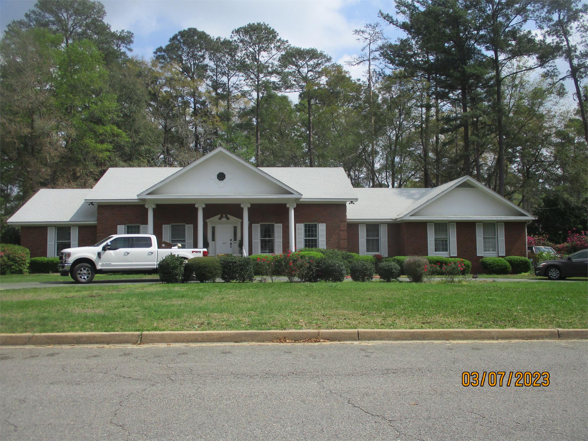 1407 Gordon Ave, Thomasville, GA 31792-7356