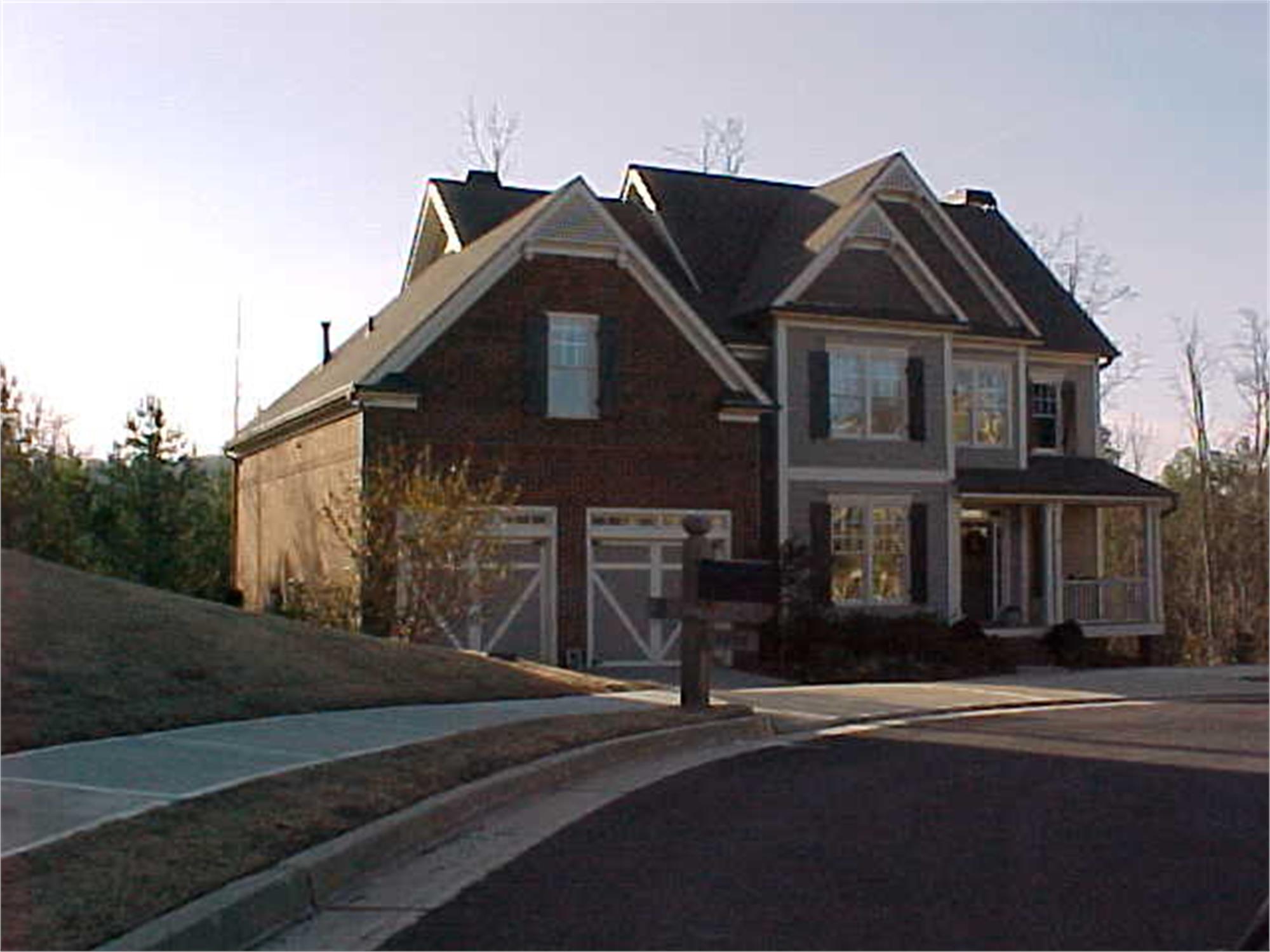 6299 Grand Loop Rd, Sugar Hill, GA 30518-8913