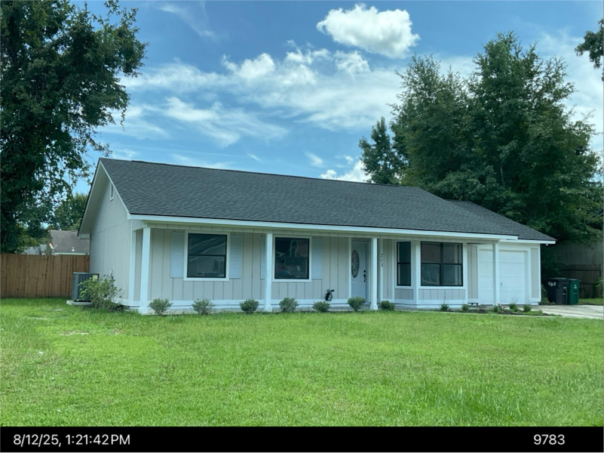 213 Westgate Cir, St Marys, GA 31558-4803