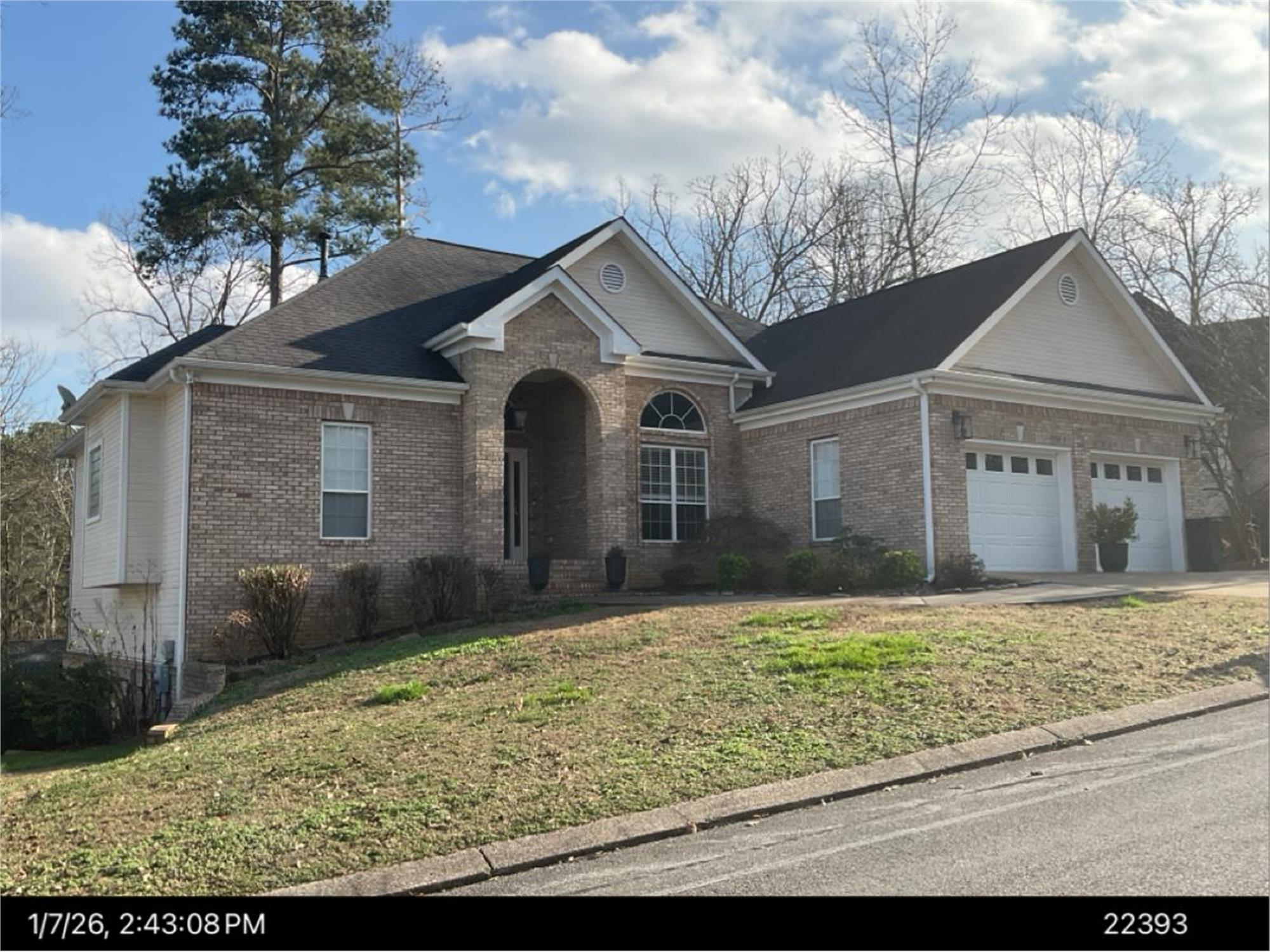 397 Blue Jay Pkwy, Ringgold, GA 30736-4905
