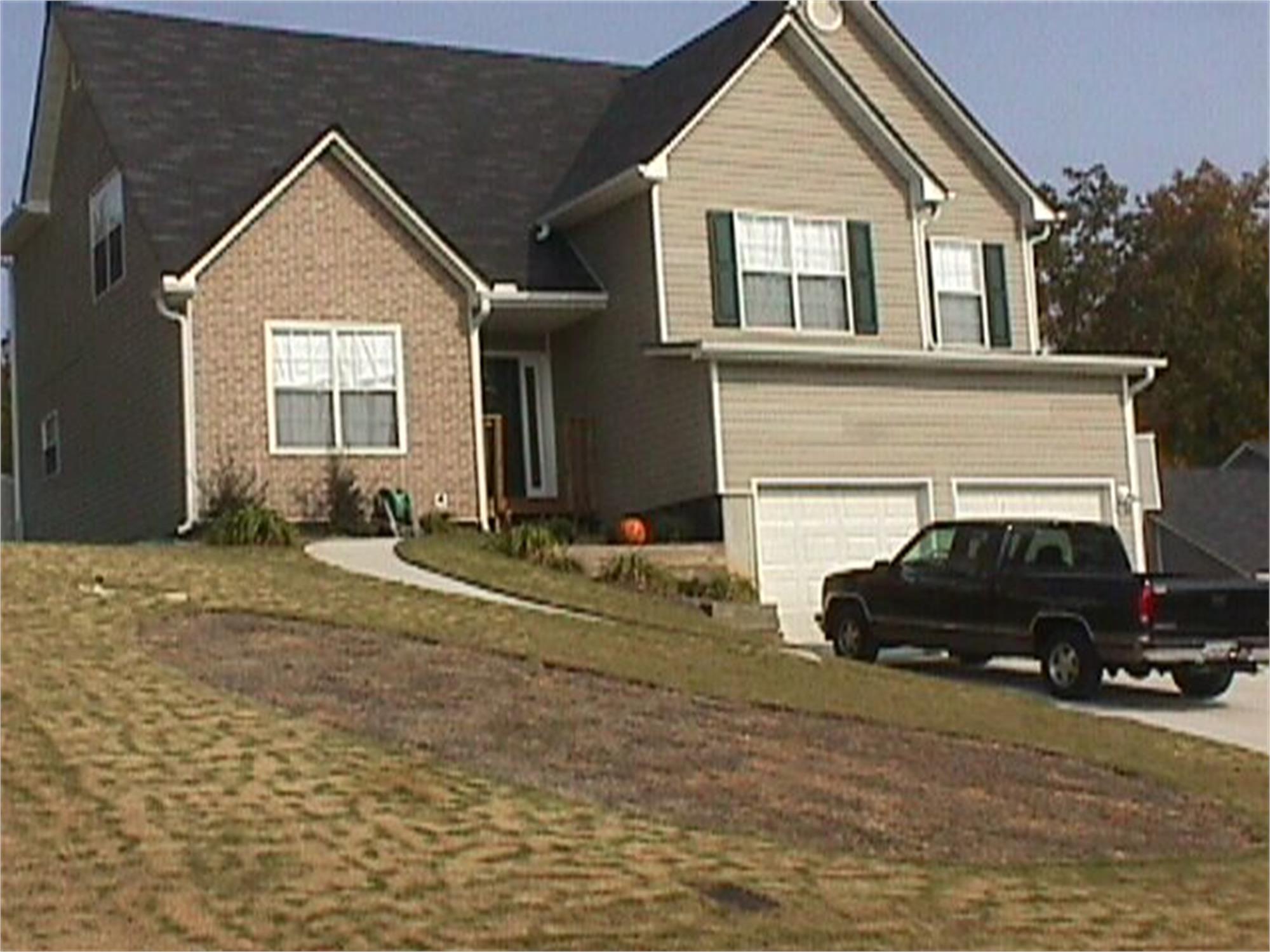 2165 Amberly Glen Way, Dacula, GA 30019-2649