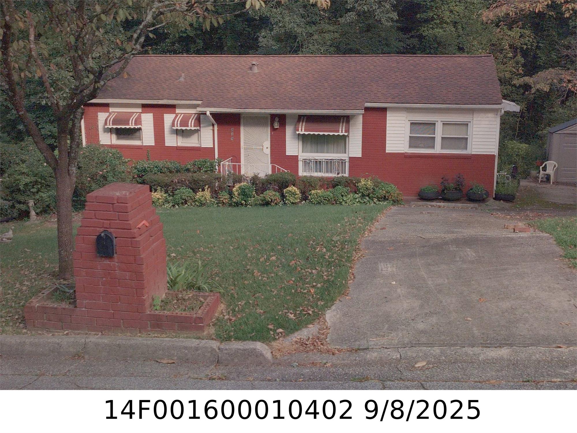 819 Alfred Rd Nw, Atlanta, GA 30331-3411