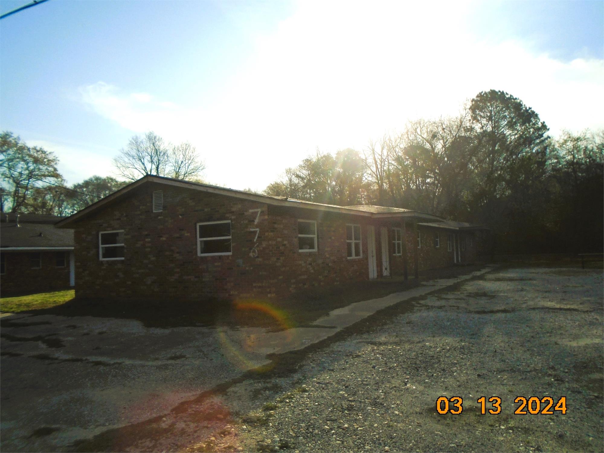 776 Terminal Ct, Columbus, GA 31906-5418