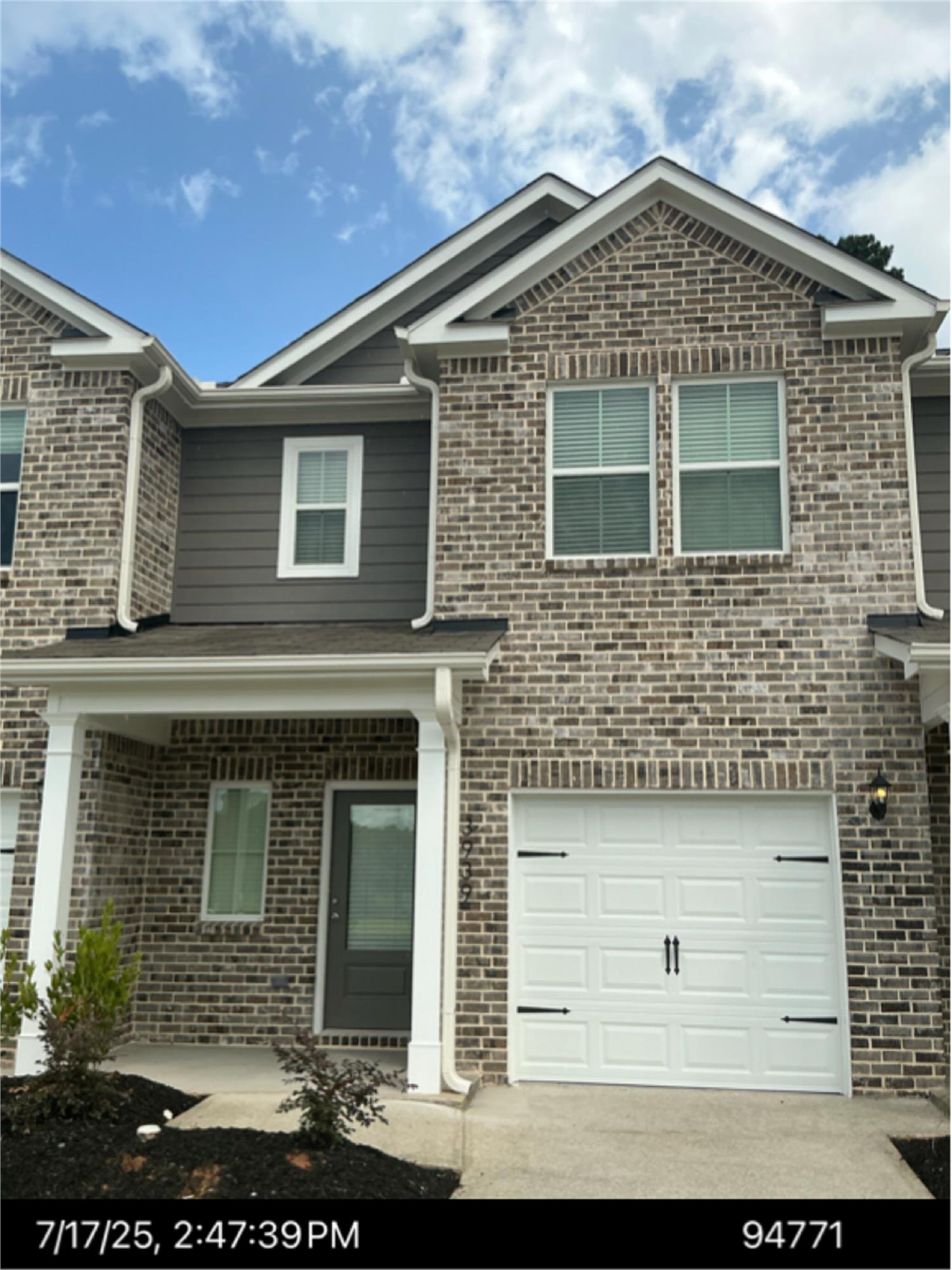 3939 Hidden River Ln, Oakwood, GA 30566-4335