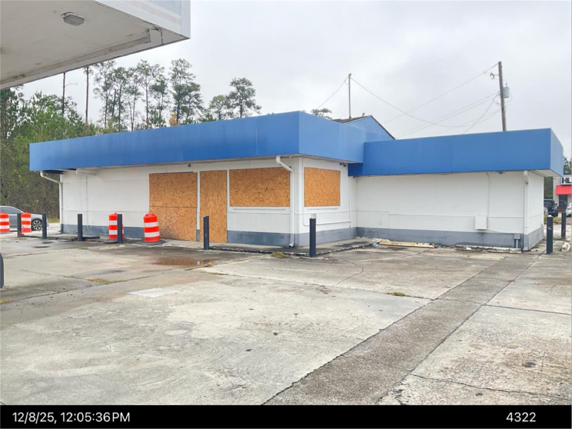 8545 Ford Ave, Richmond Hill, GA 31324-3620