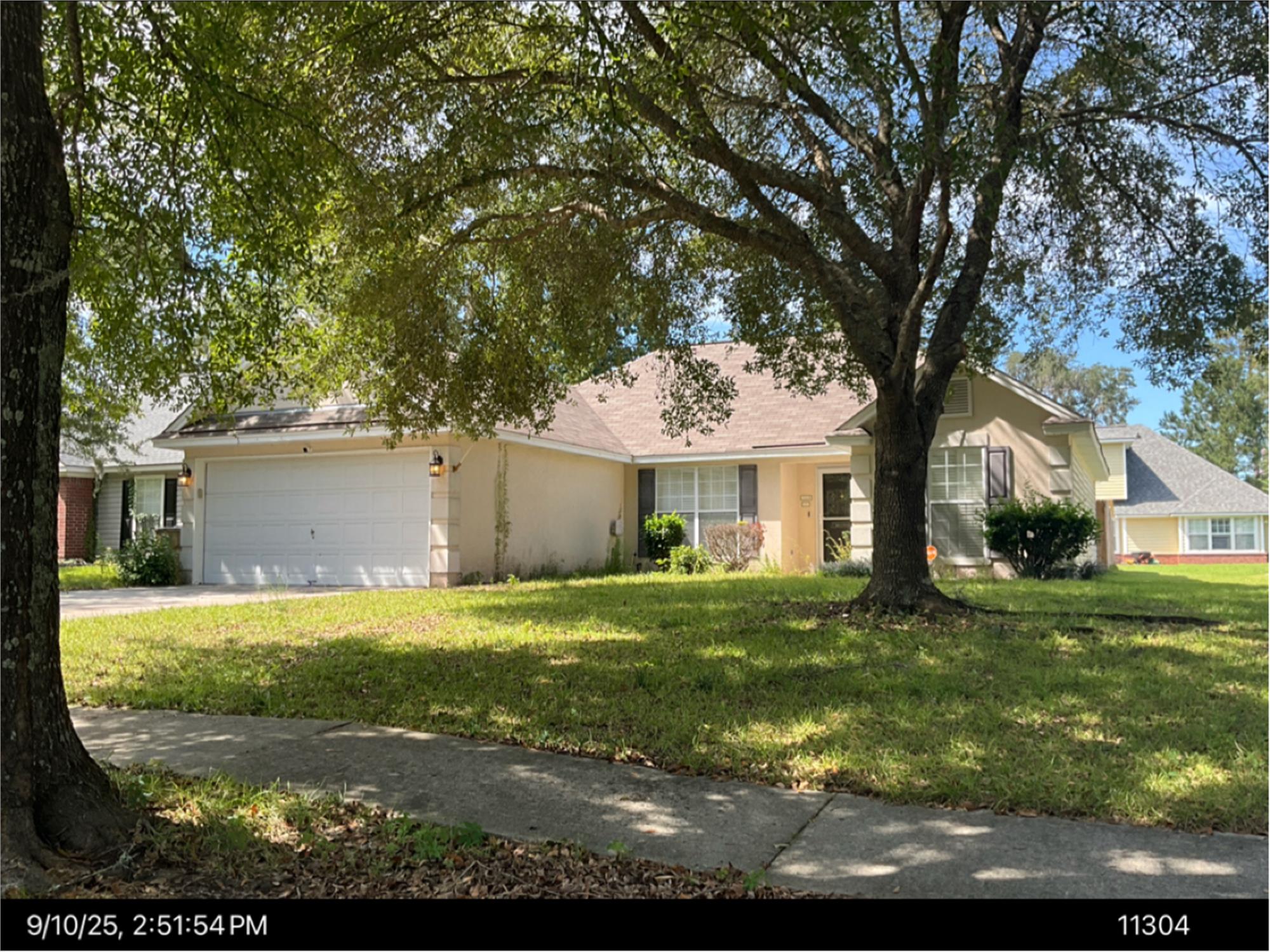 291 Shady Oak Cir, Richmond Hill, GA 31324-4272