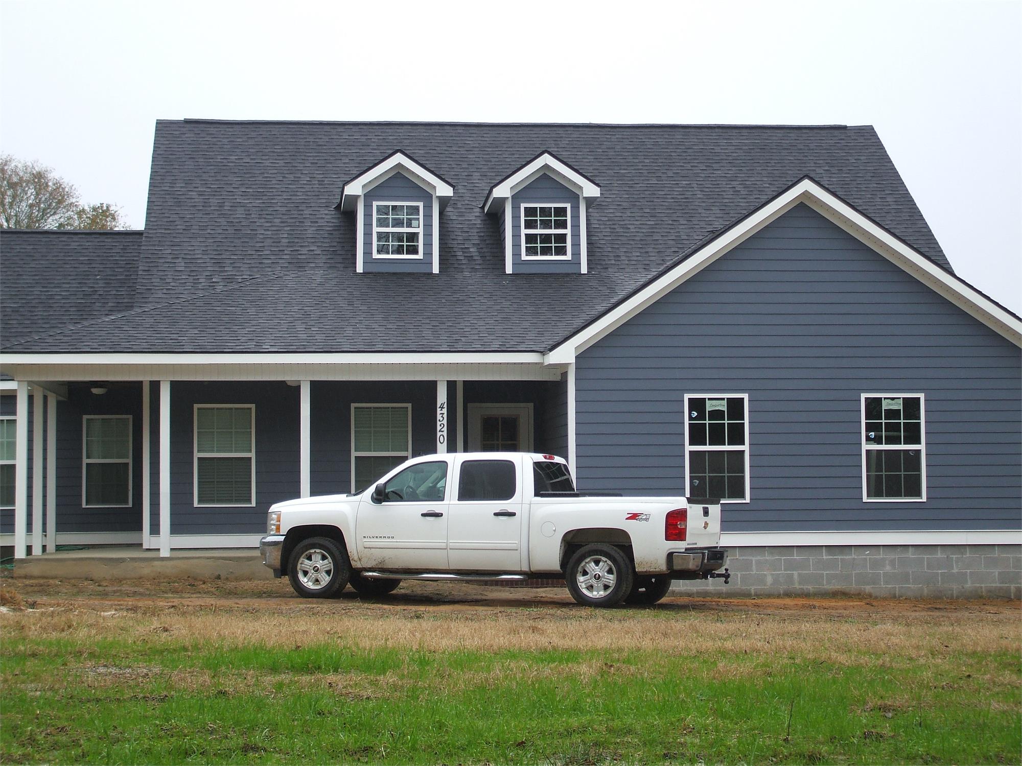 4320 Simpson Ln, Hahira, GA 31632-4114